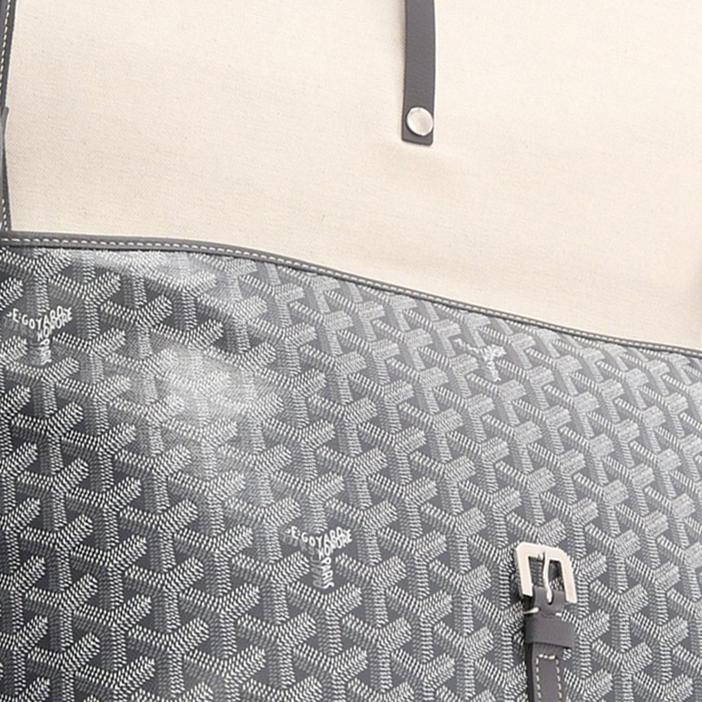 Goyard Goyardine Capetien MM Messenger Bag