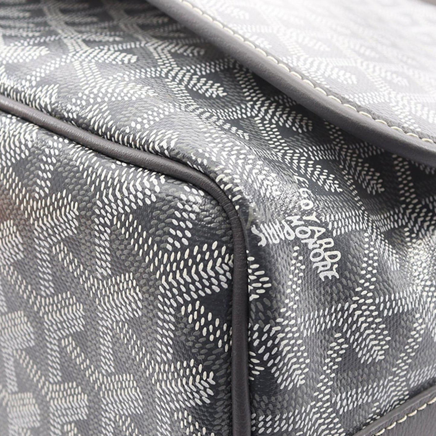 Goyard Goyardine Capetien MM Messenger Bag