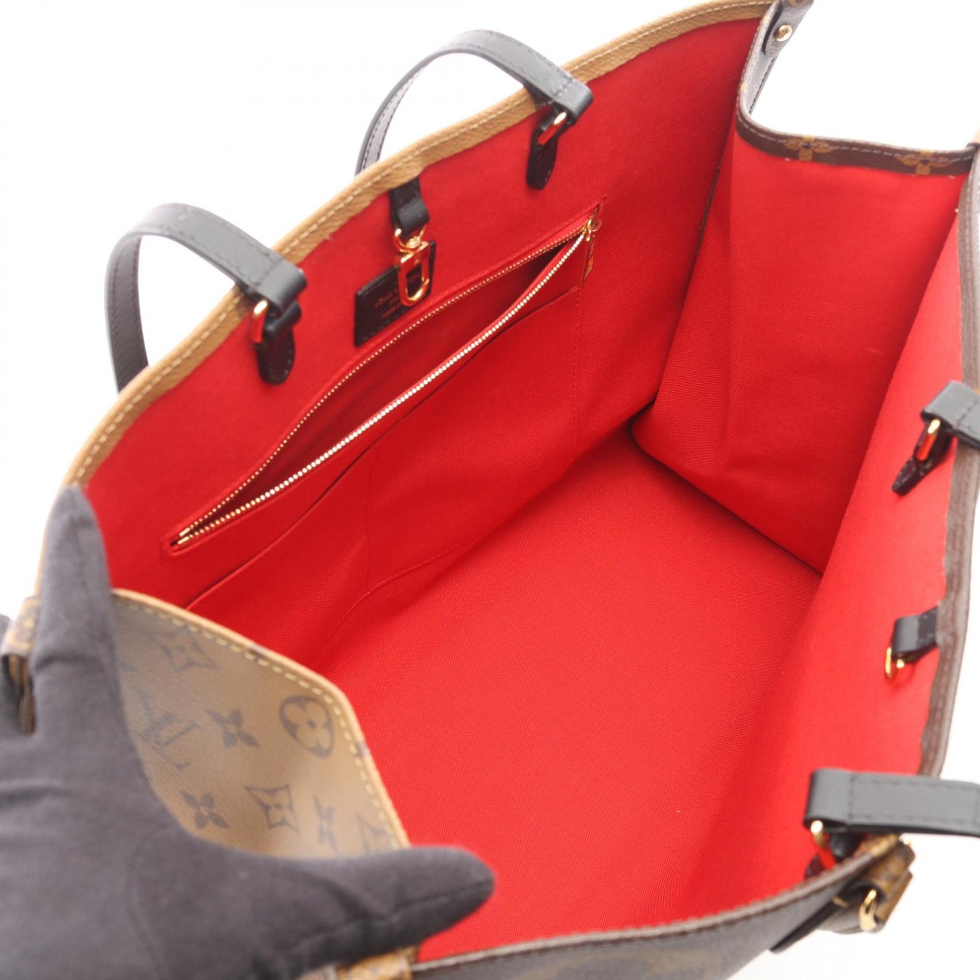 Louis Vuitton Monogram Reverse Giant OnTheGo GM