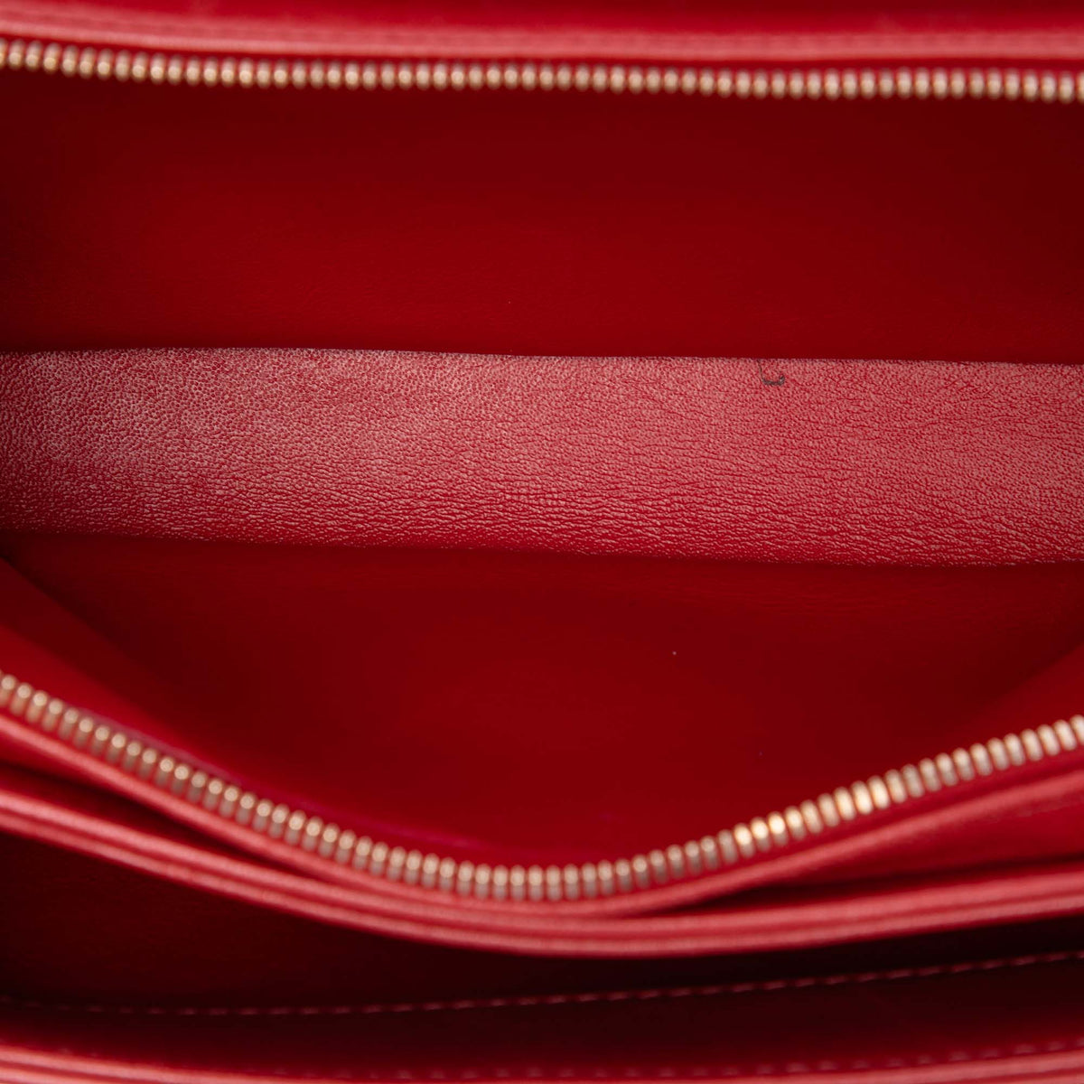 Chanel Small Chevron Lambskin Stitched Envelope Flap — Red