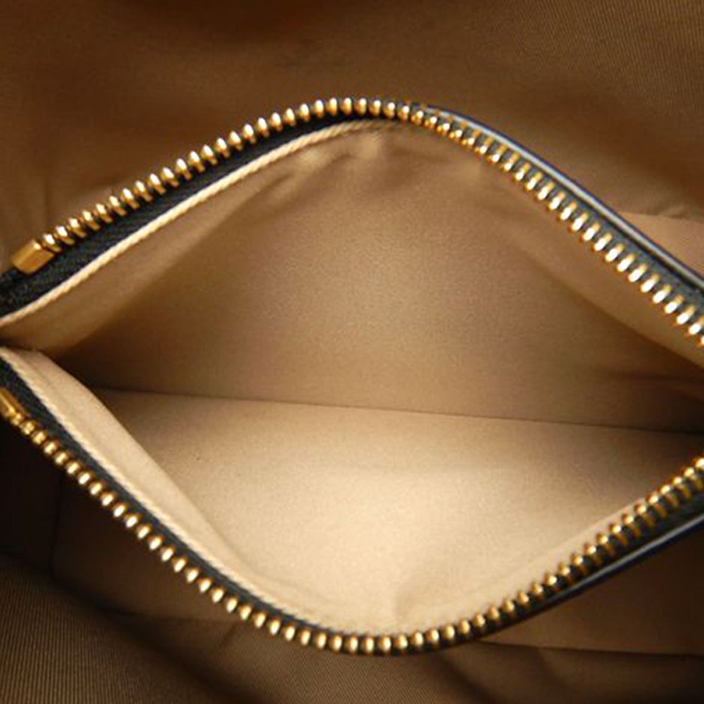 Louis Vuitton Monogram By the Pool Neonoe MM