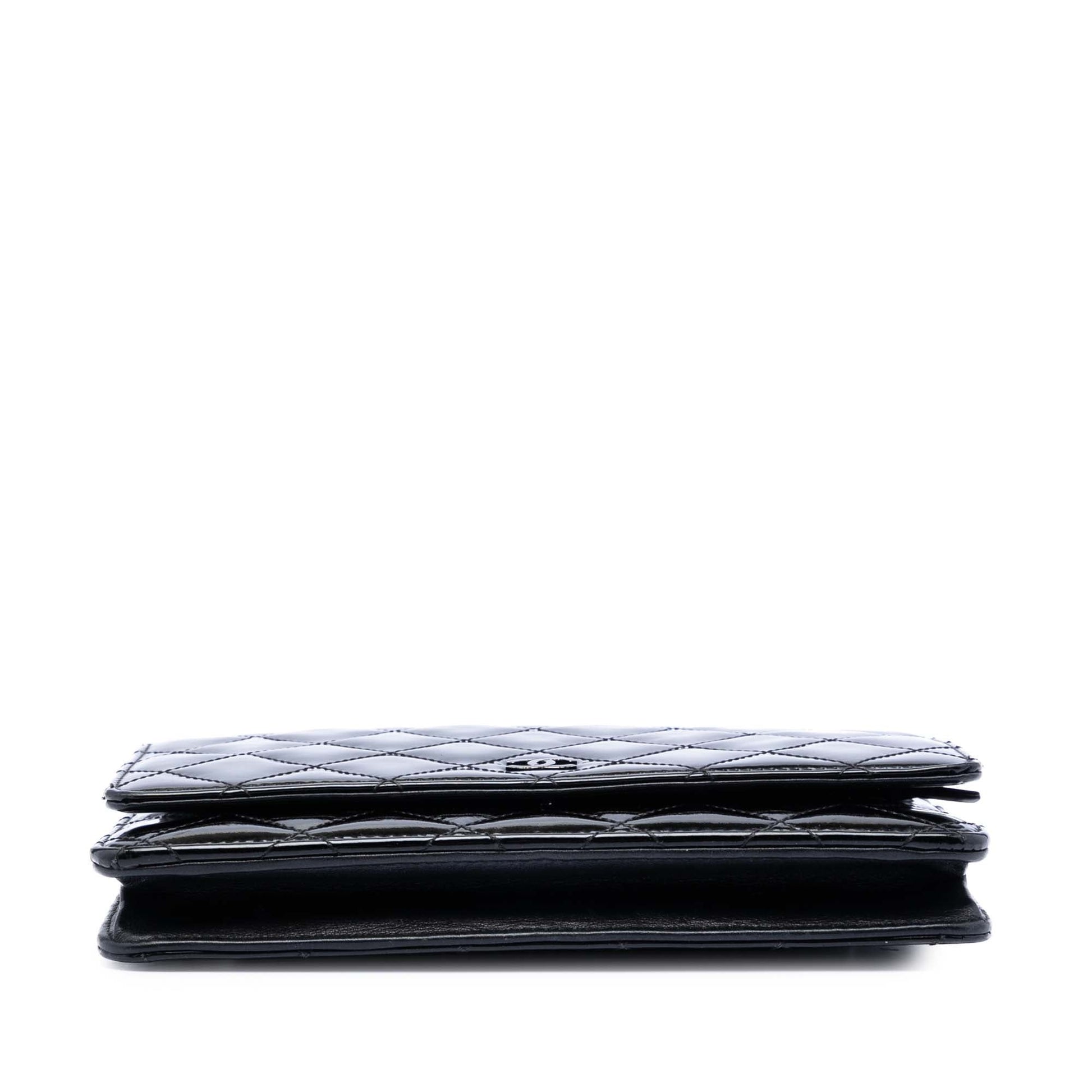 Chanel CC Quilted Patent Wallet On Chain