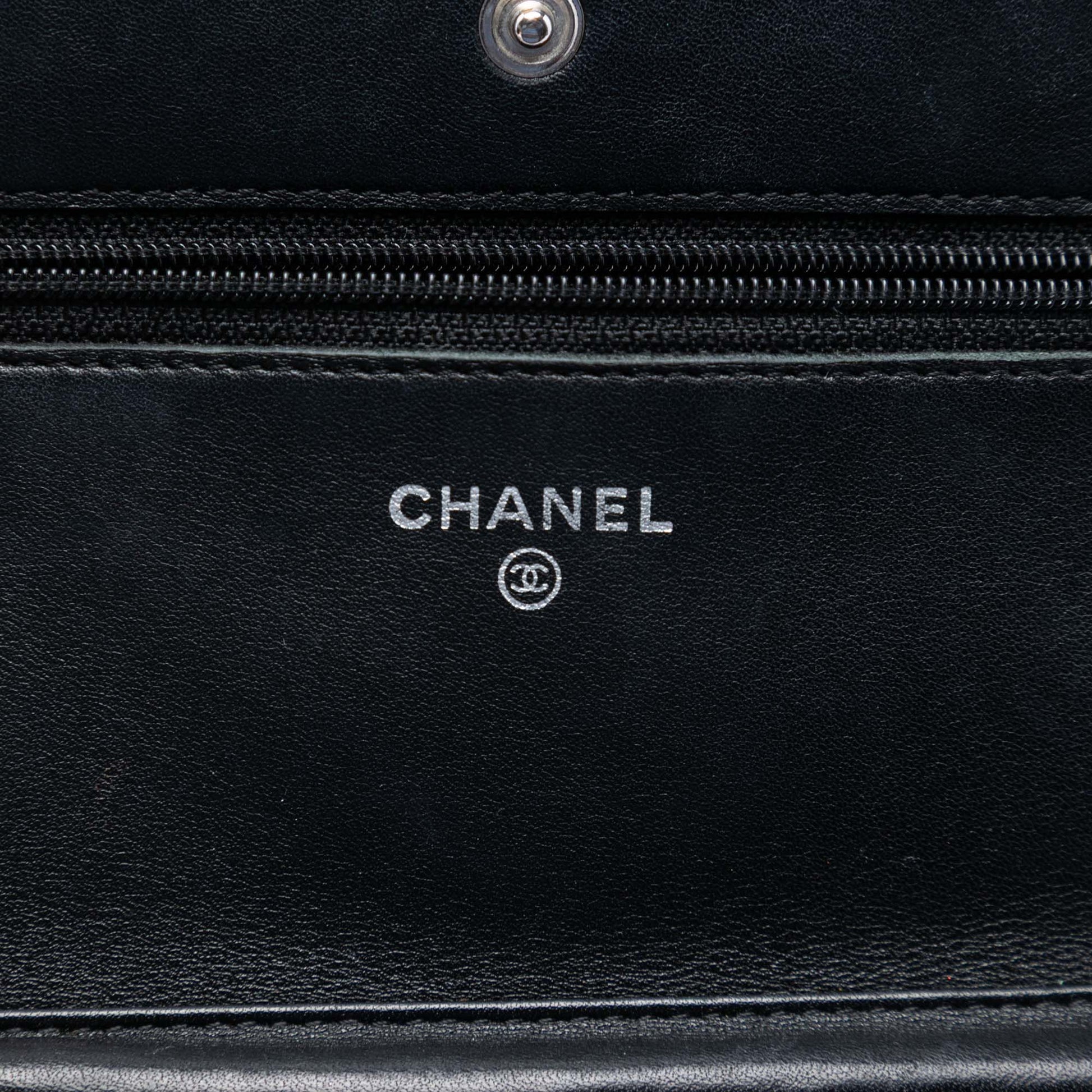 Chanel CC Quilted Patent Wallet On Chain
