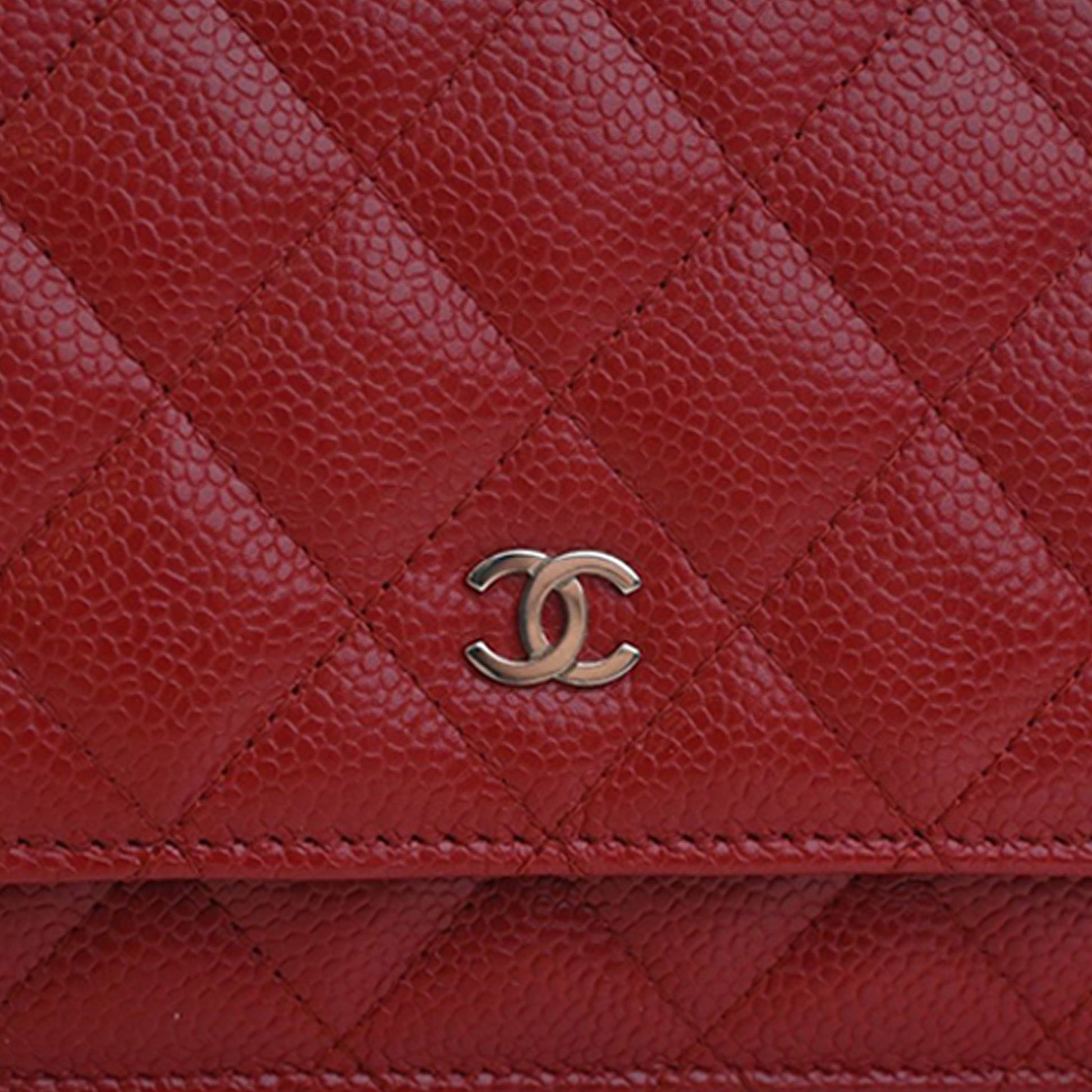 Classic Caviar Wallet on Chain