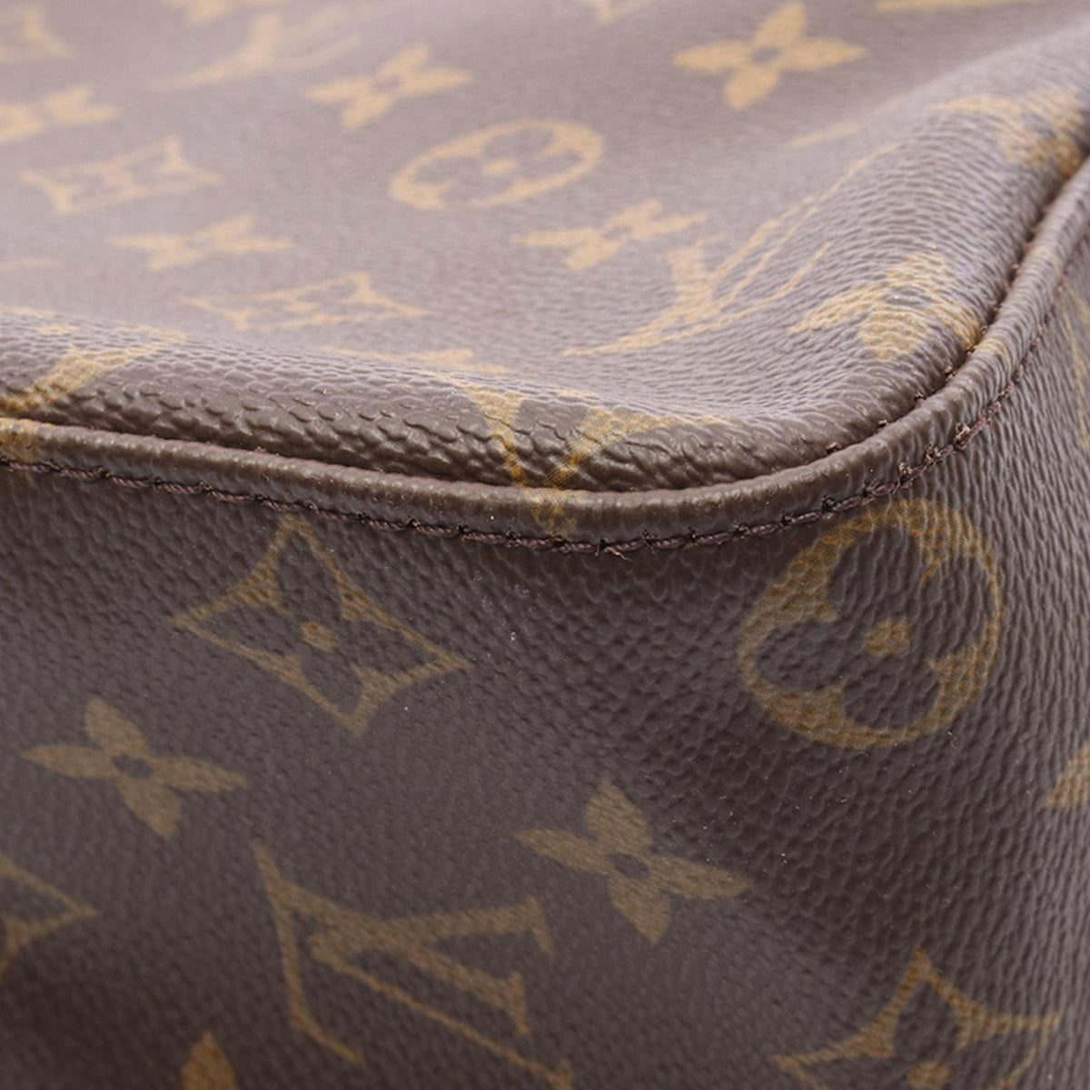 Louis Vuitton Monogram Looping GM