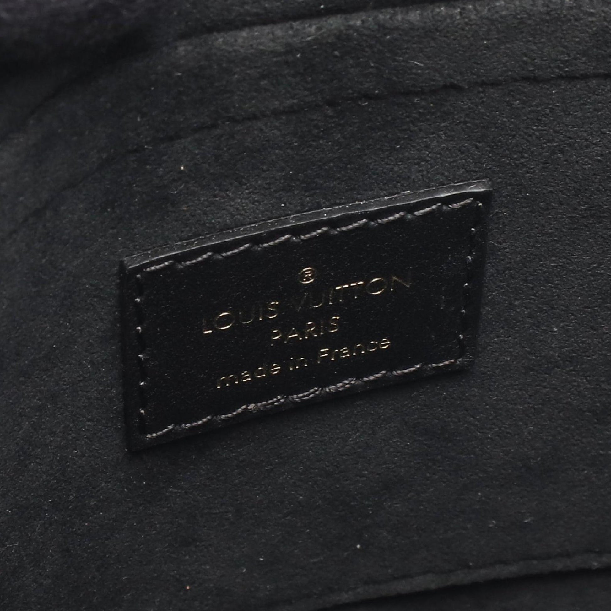 Louis Vuitton Monogram Locky BB