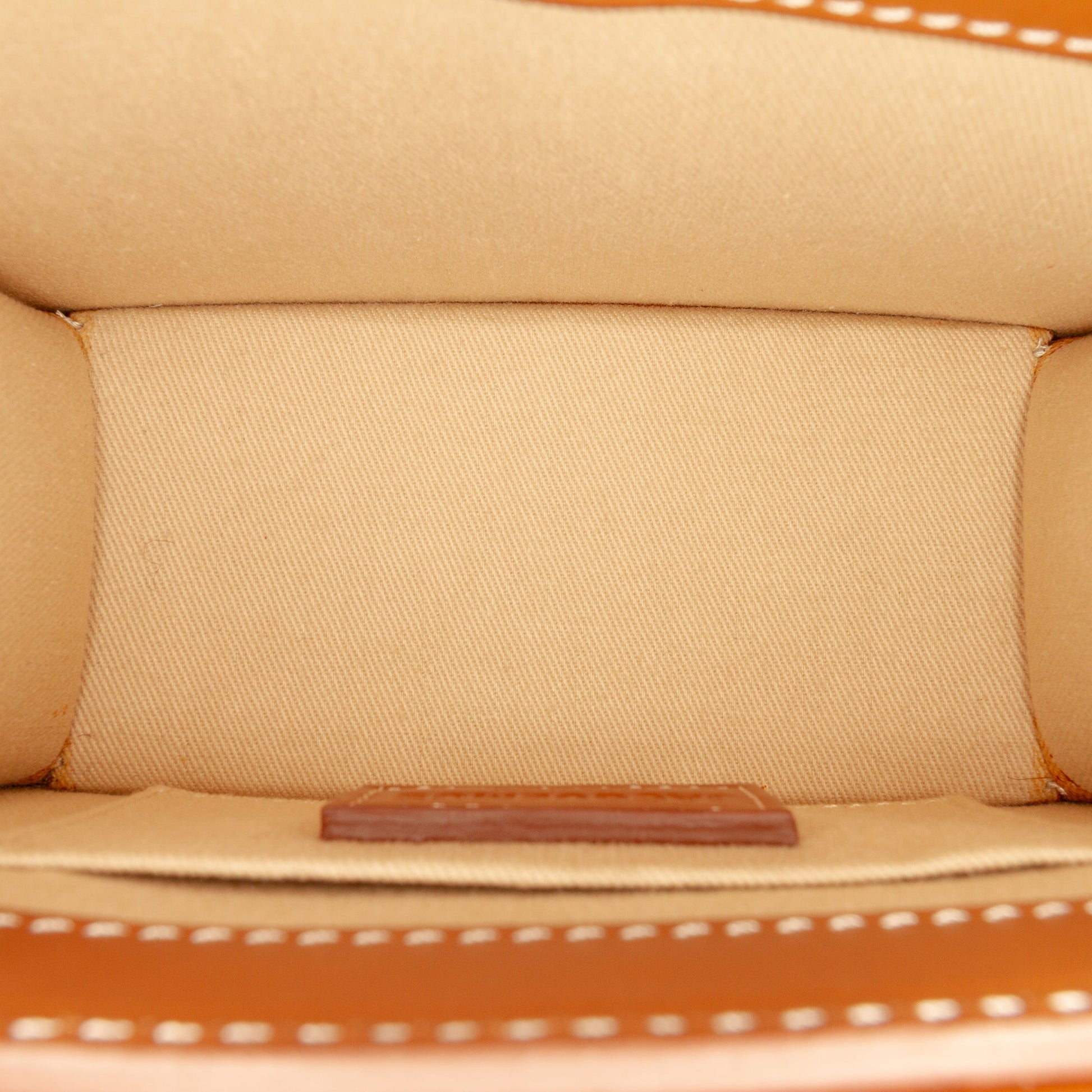 Leather Le Chiquito Moyen Boucle