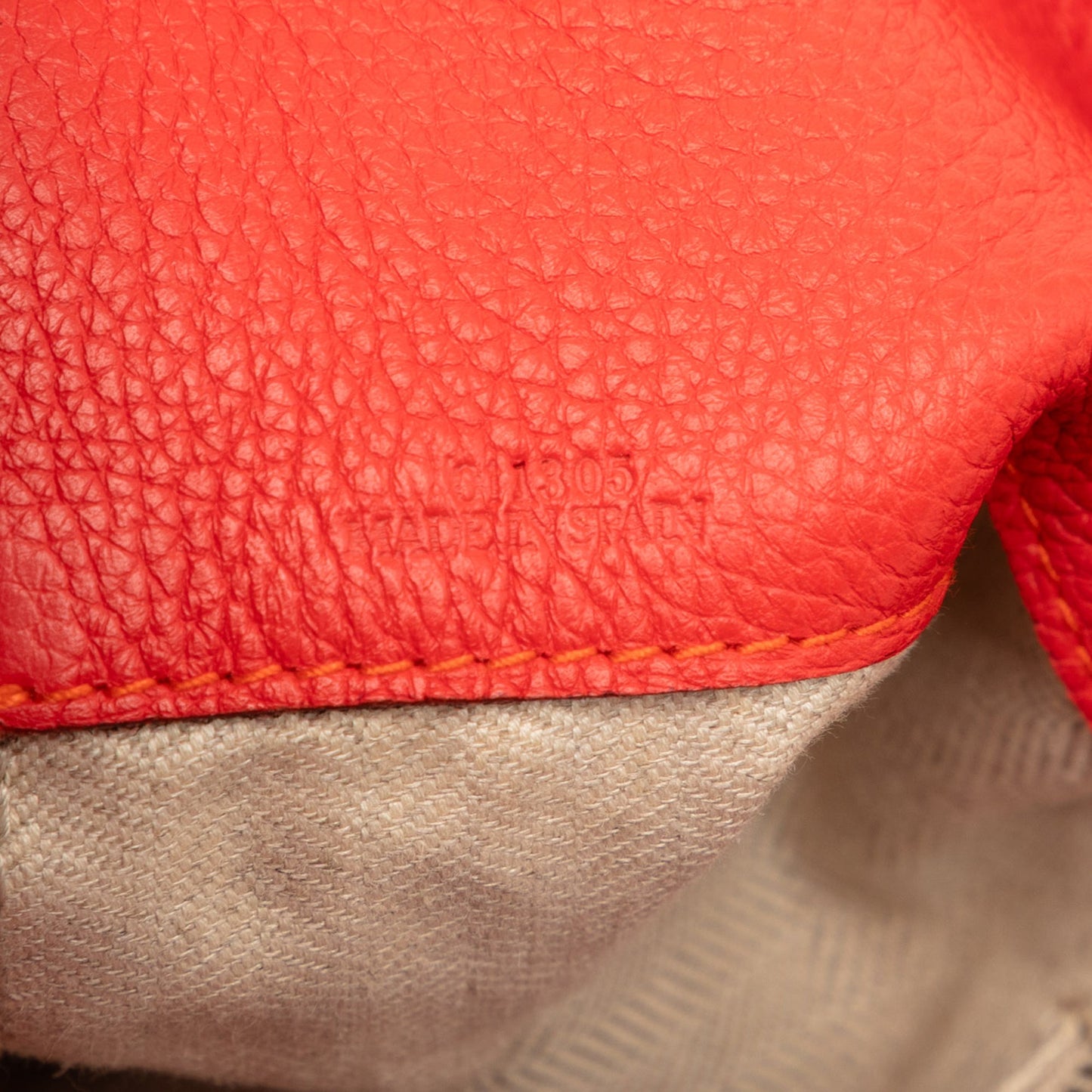 LOEWE Calfskin Anagram Dunas Hobo