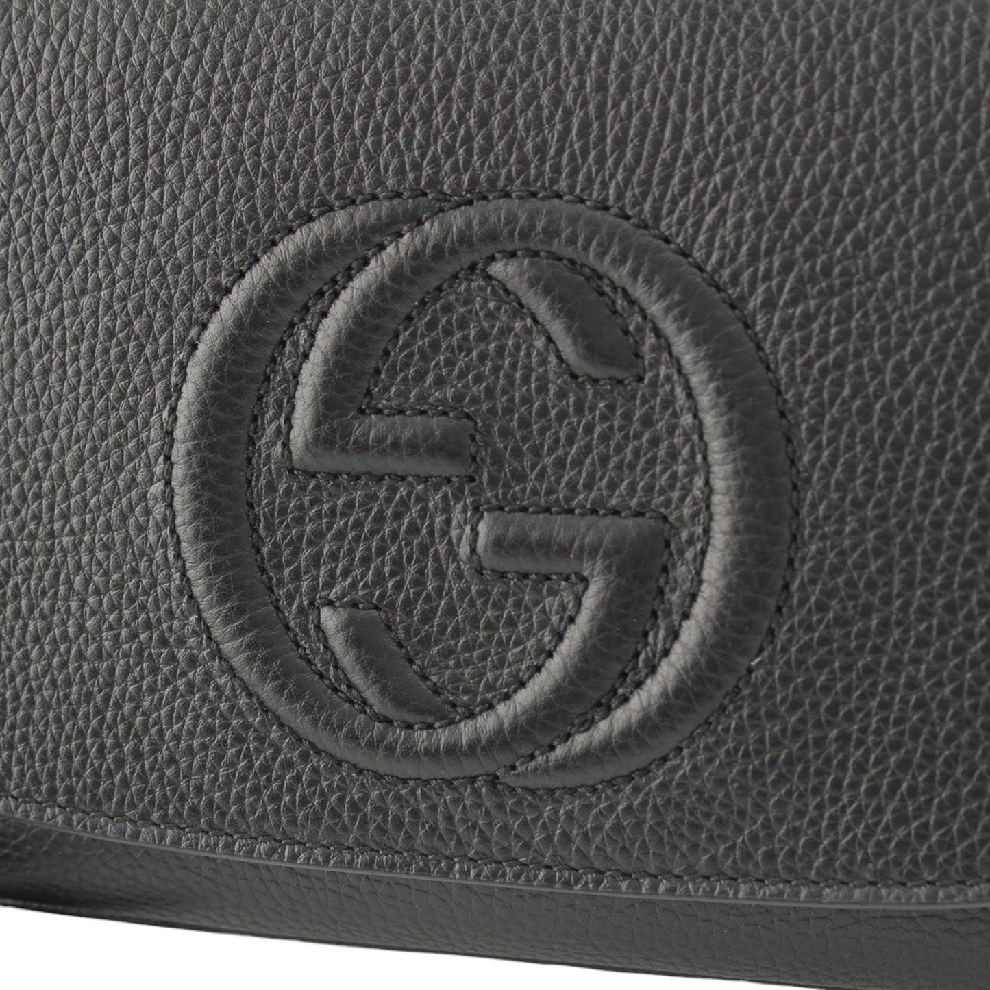 Gucci Medium Calfskin Soho Chain Flap Crossbody