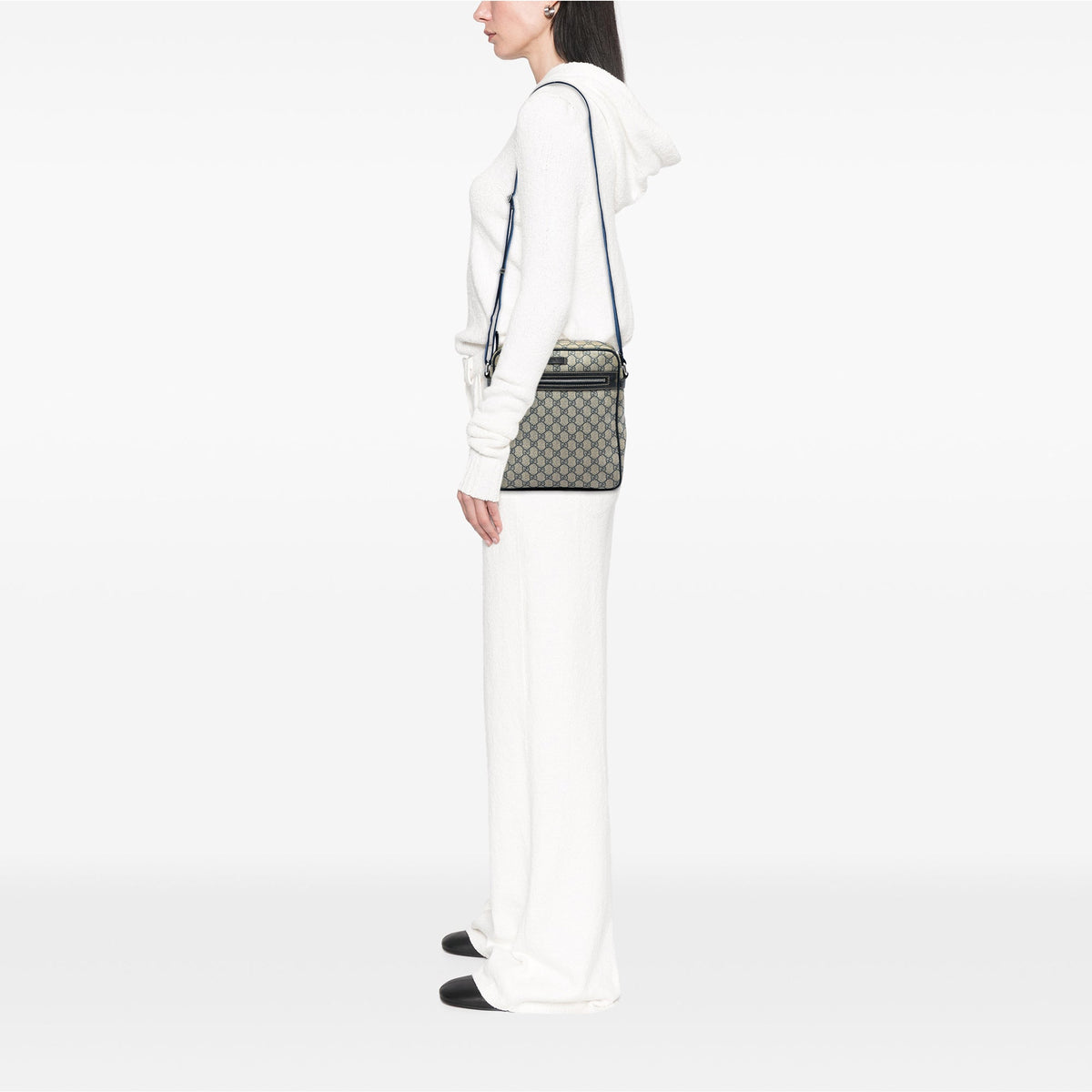 Gucci GG Supreme Crossbody — Beige