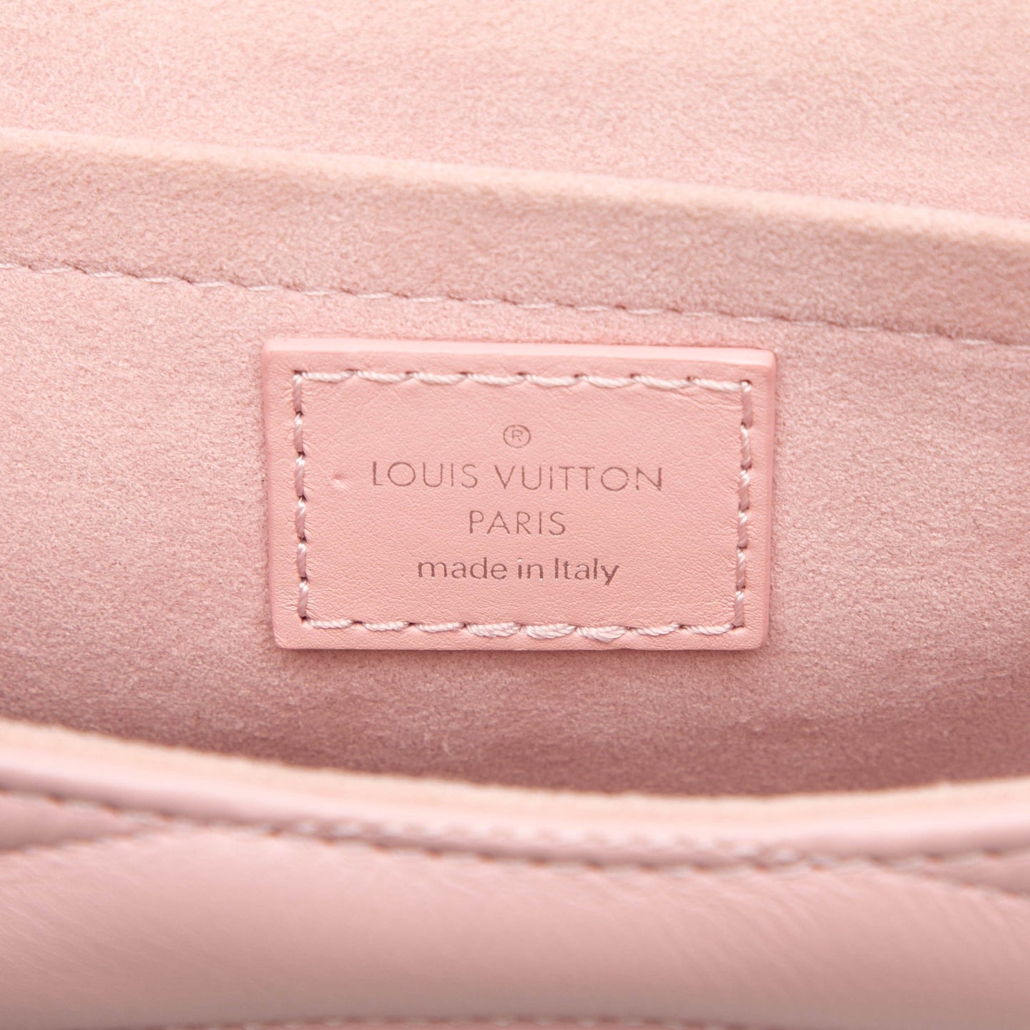 Louis Vuitton New Wave Chain Bag MM