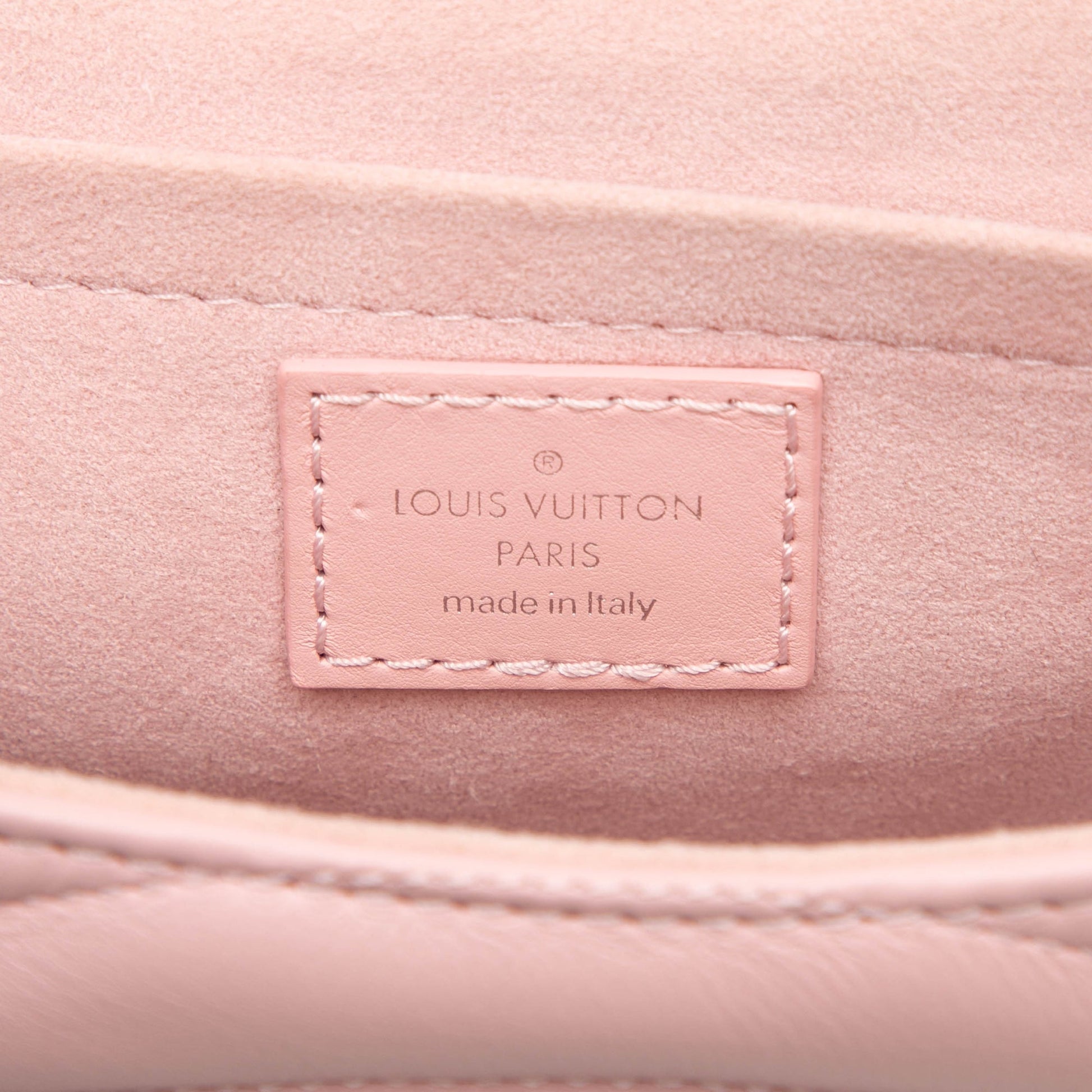 Louis Vuitton New Wave Chain Bag MM