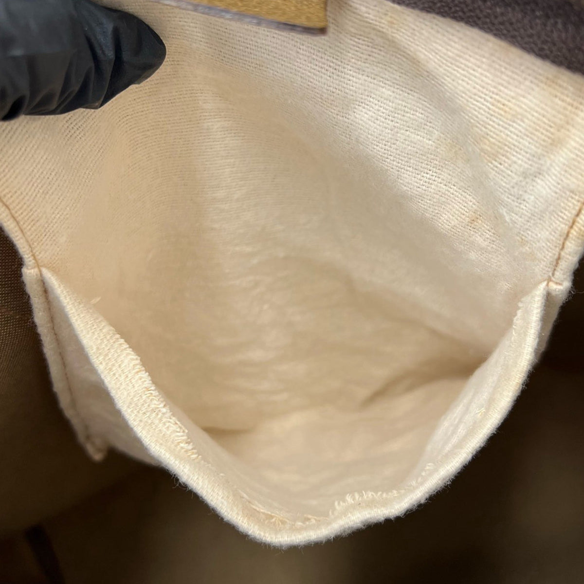 Gucci GG Supreme Plus Web Tote