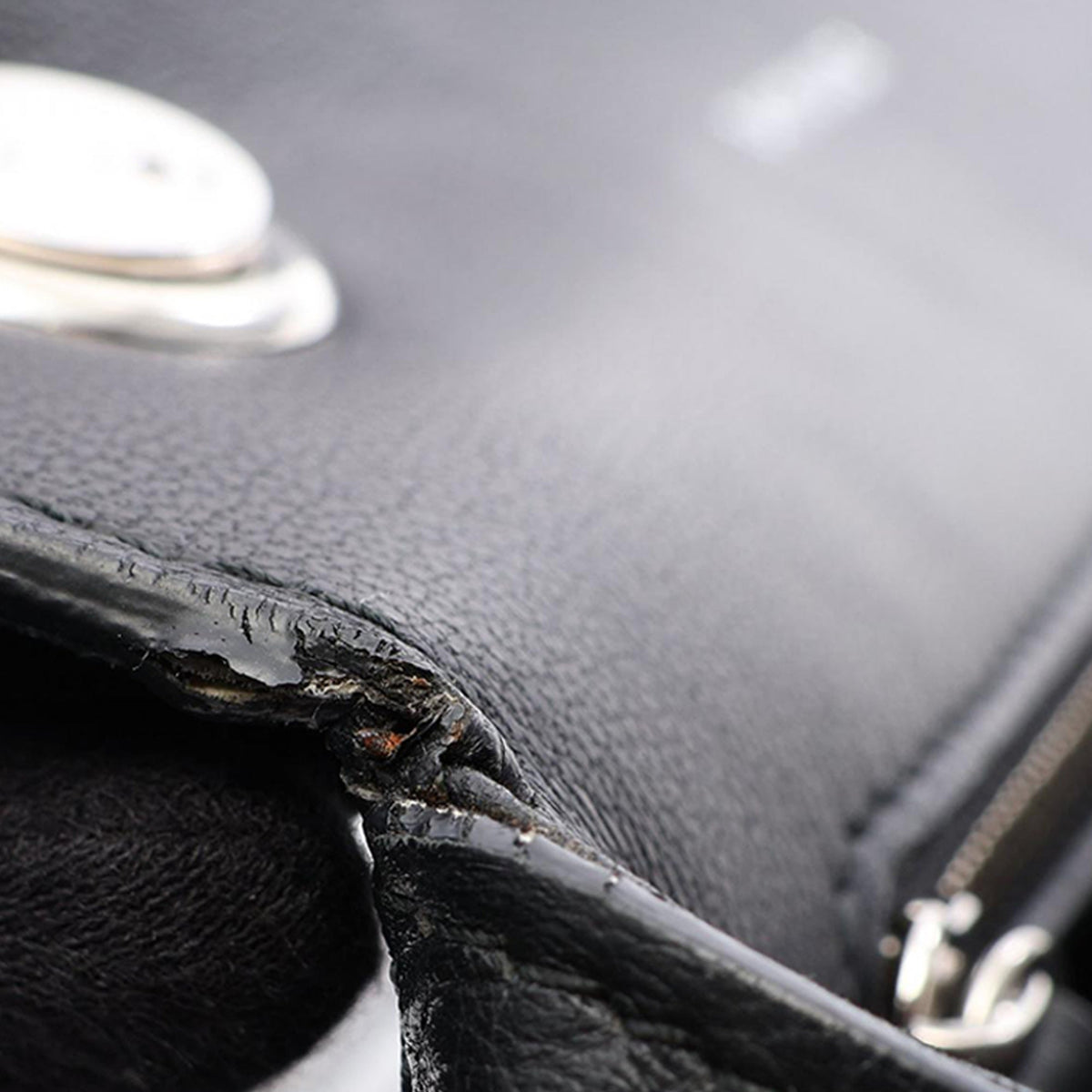 Balenciaga Leather Everyday Wallet on Chain