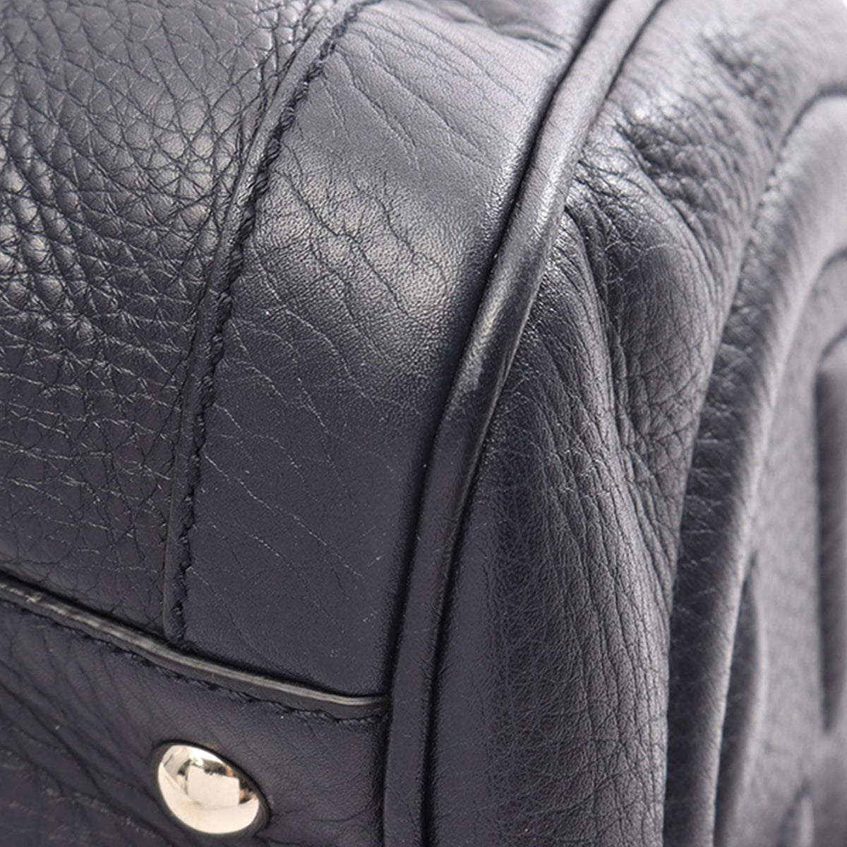 Gucci Medium Pebbled Calfskin Soho Boston Bag