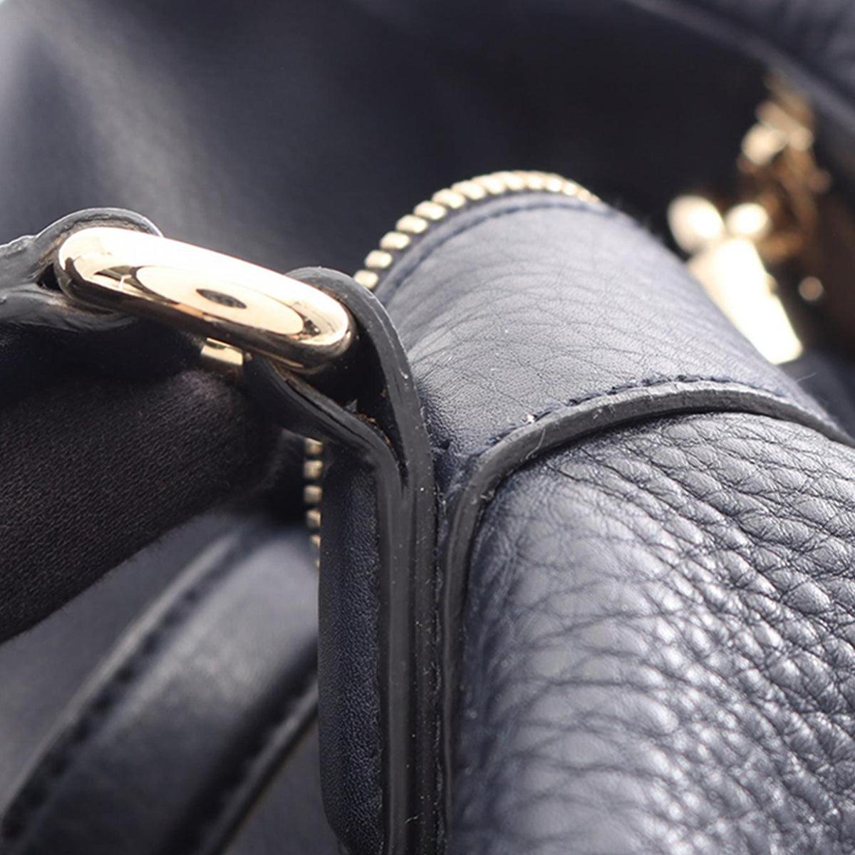 Gucci Medium Pebbled Calfskin Soho Boston Bag