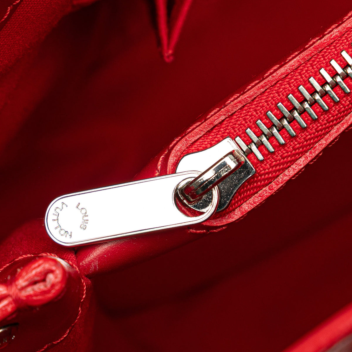Louis Vuitton Epi Passy PM