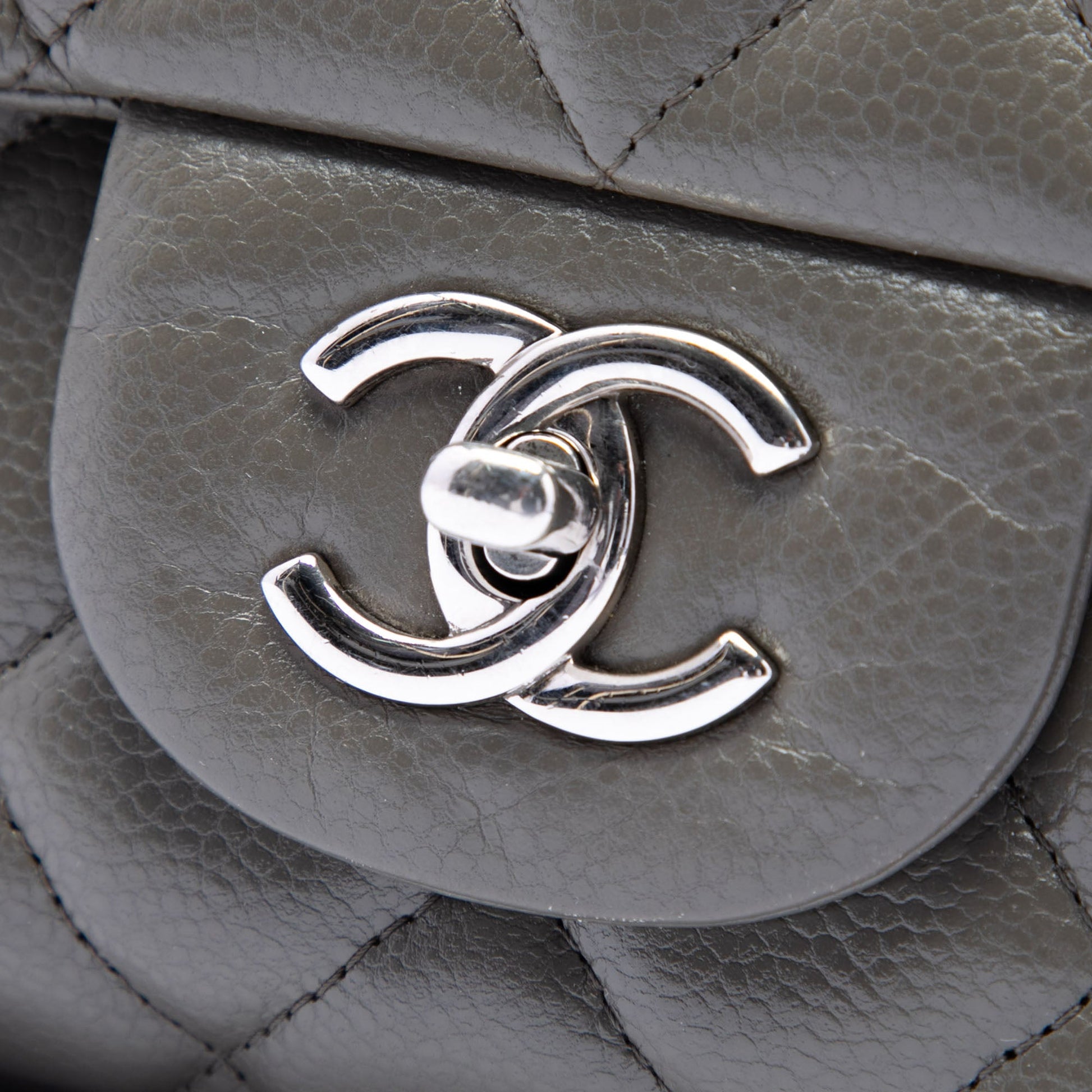 Chanel Maxi Classic Caviar Single Flap