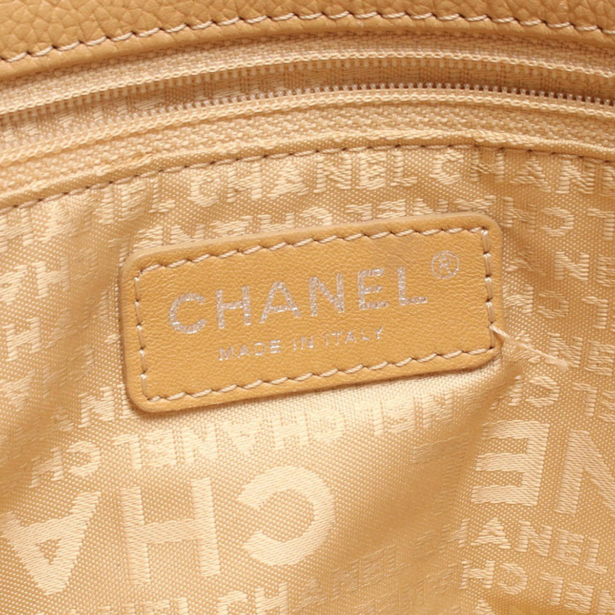 Chanel Medium Executive Cerf Tote — Beige