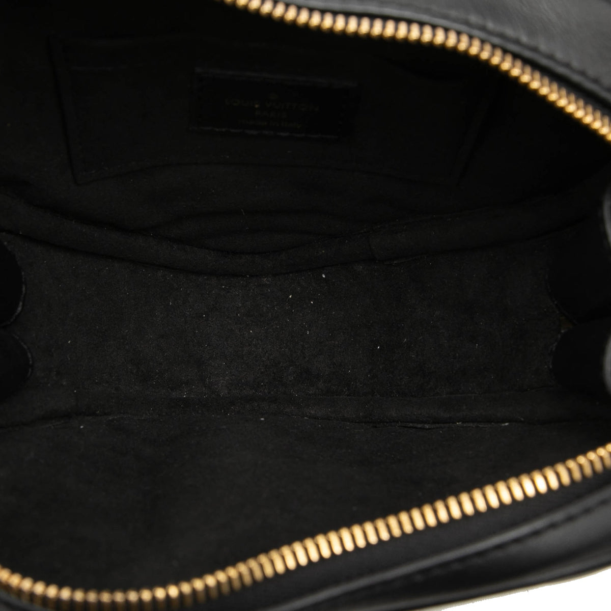 Louis Vuitton New Wave Heart — Black