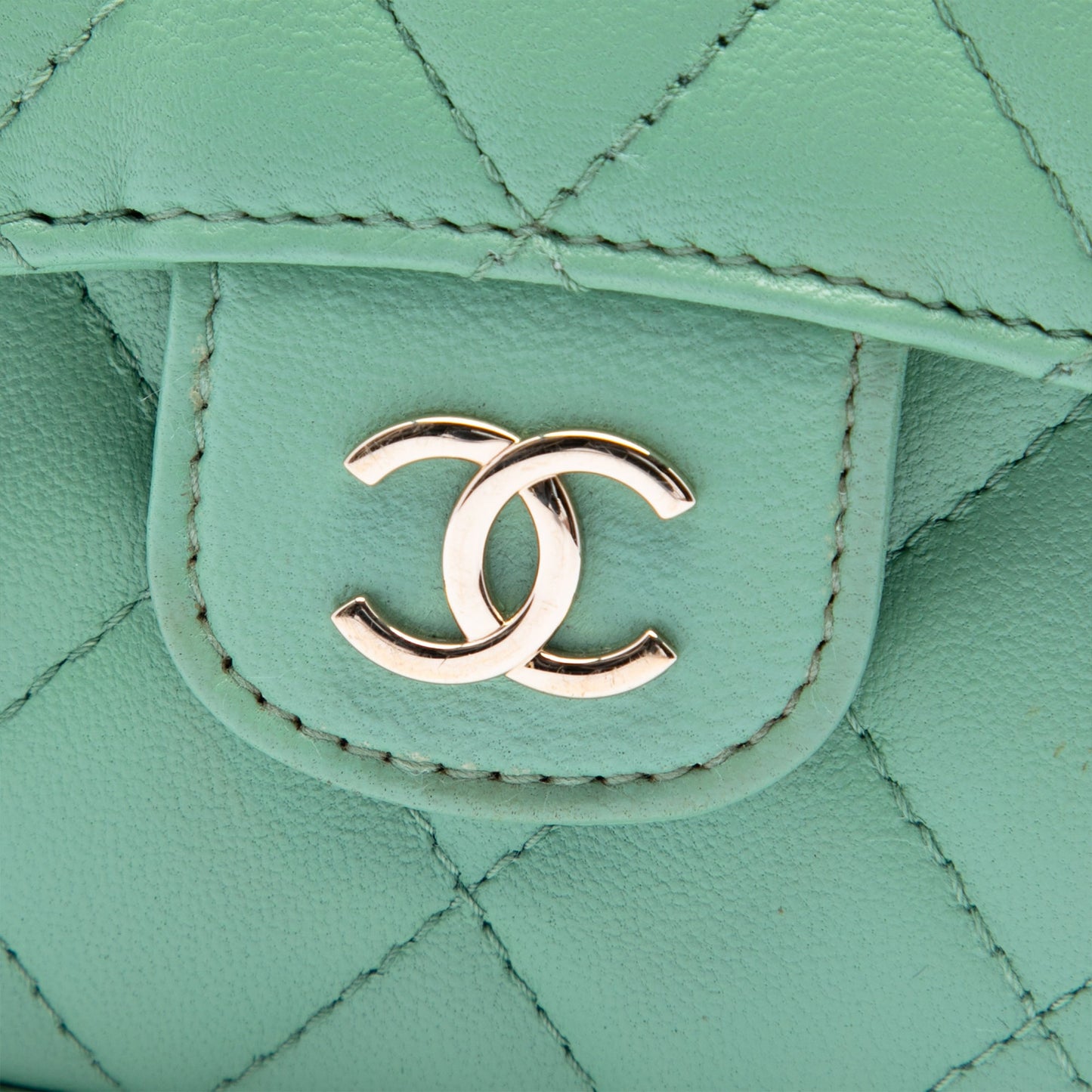 Chanel CC Quilted Lambskin Top Handle Flap Coin Purse with Chain