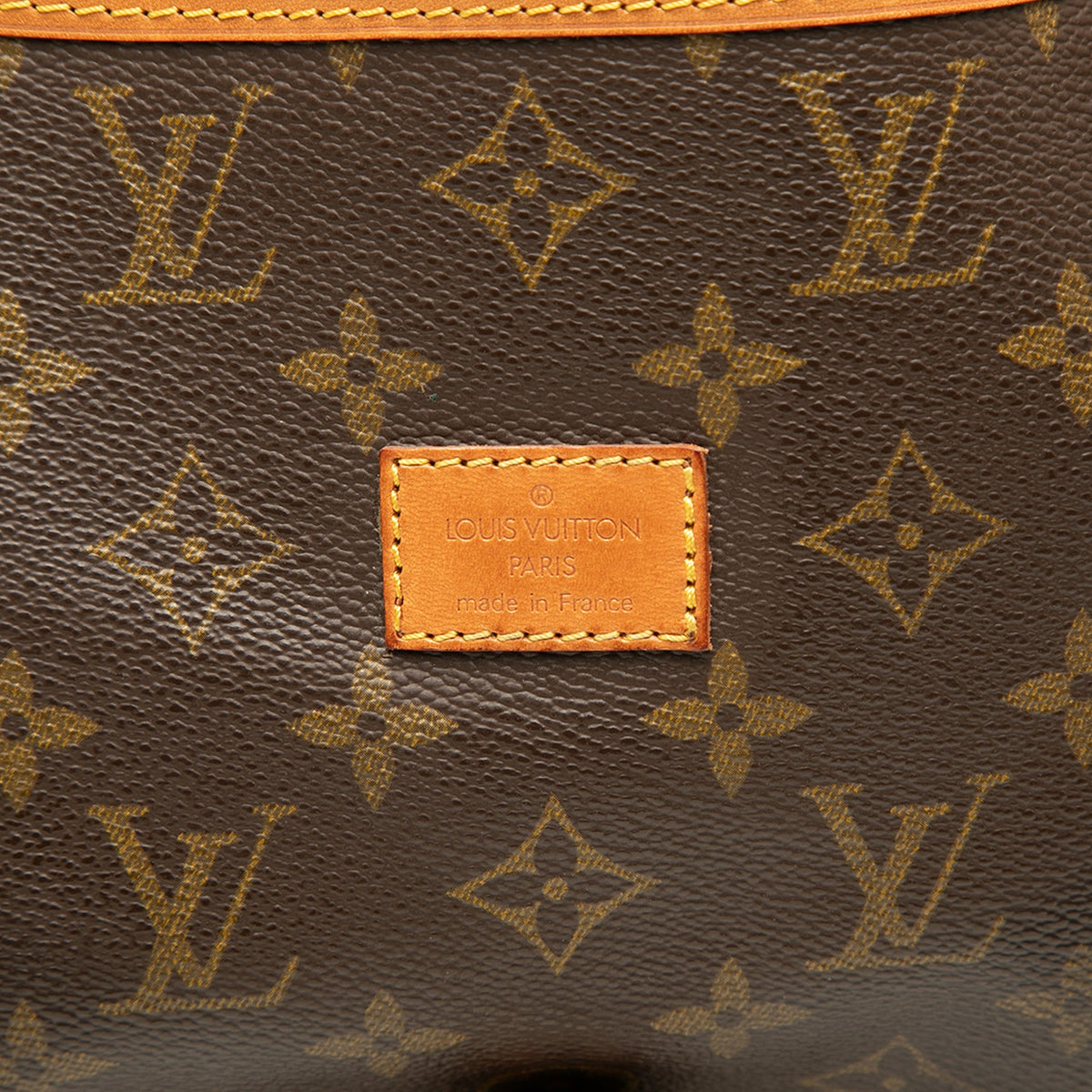 Louis Vuitton Monogram Saumur 25 — Brown