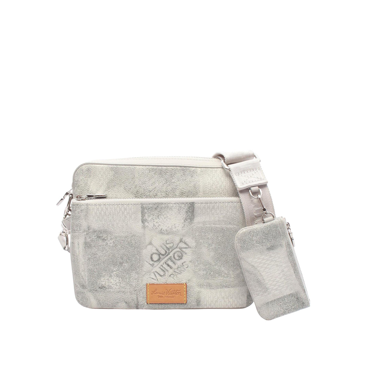 Louis Vuitton Damier Salt Trio Messenger Bag — Gray