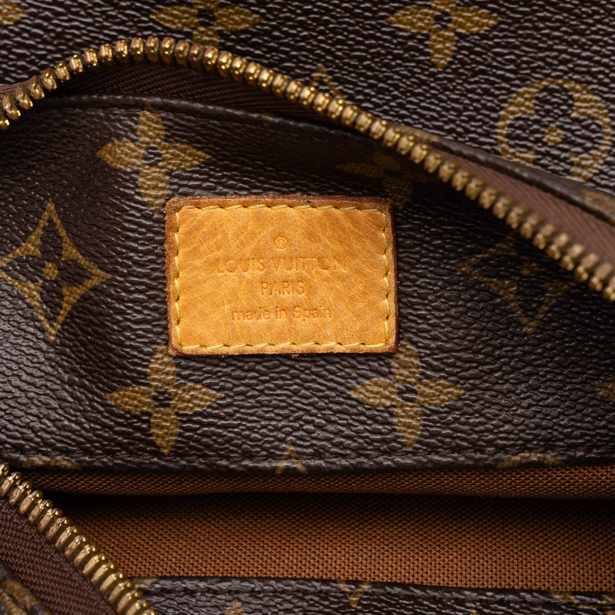 Louis Vuitton Monogram Sully PM