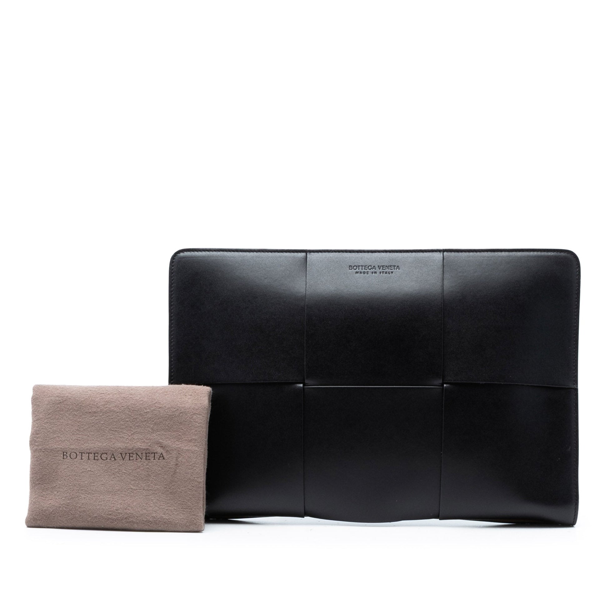 Calfskin Maxi Intrecciato Arco Document Case