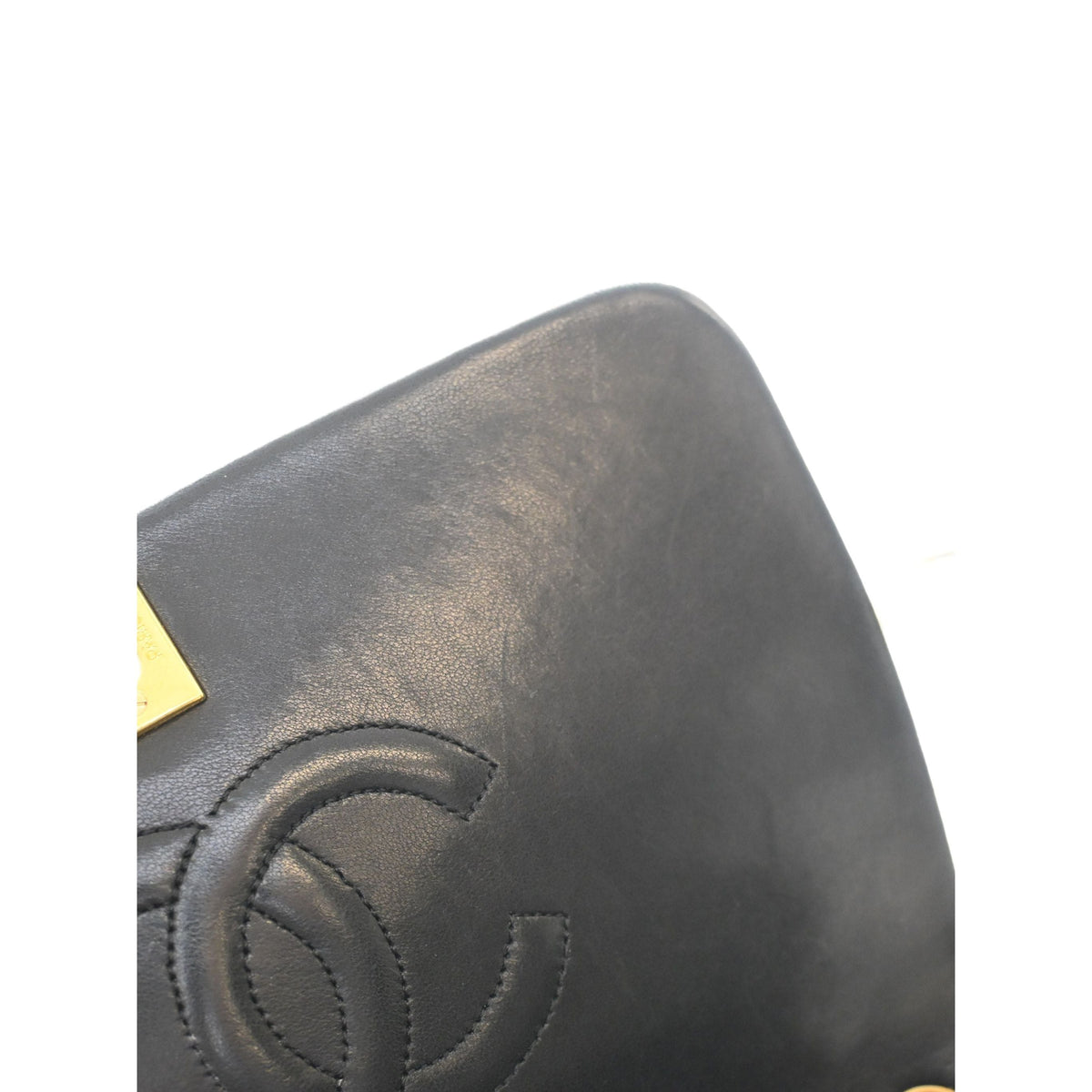Chanel CC Quilted Lambskin Turnlock Full Single Flap — Black