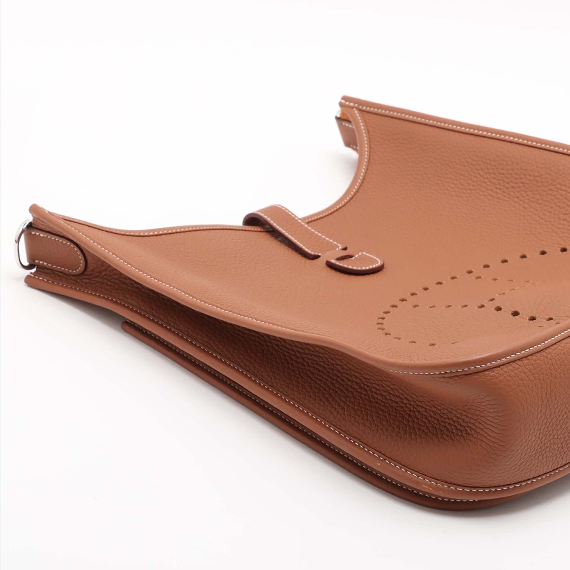 Hermès Clemence Evelyne III 33