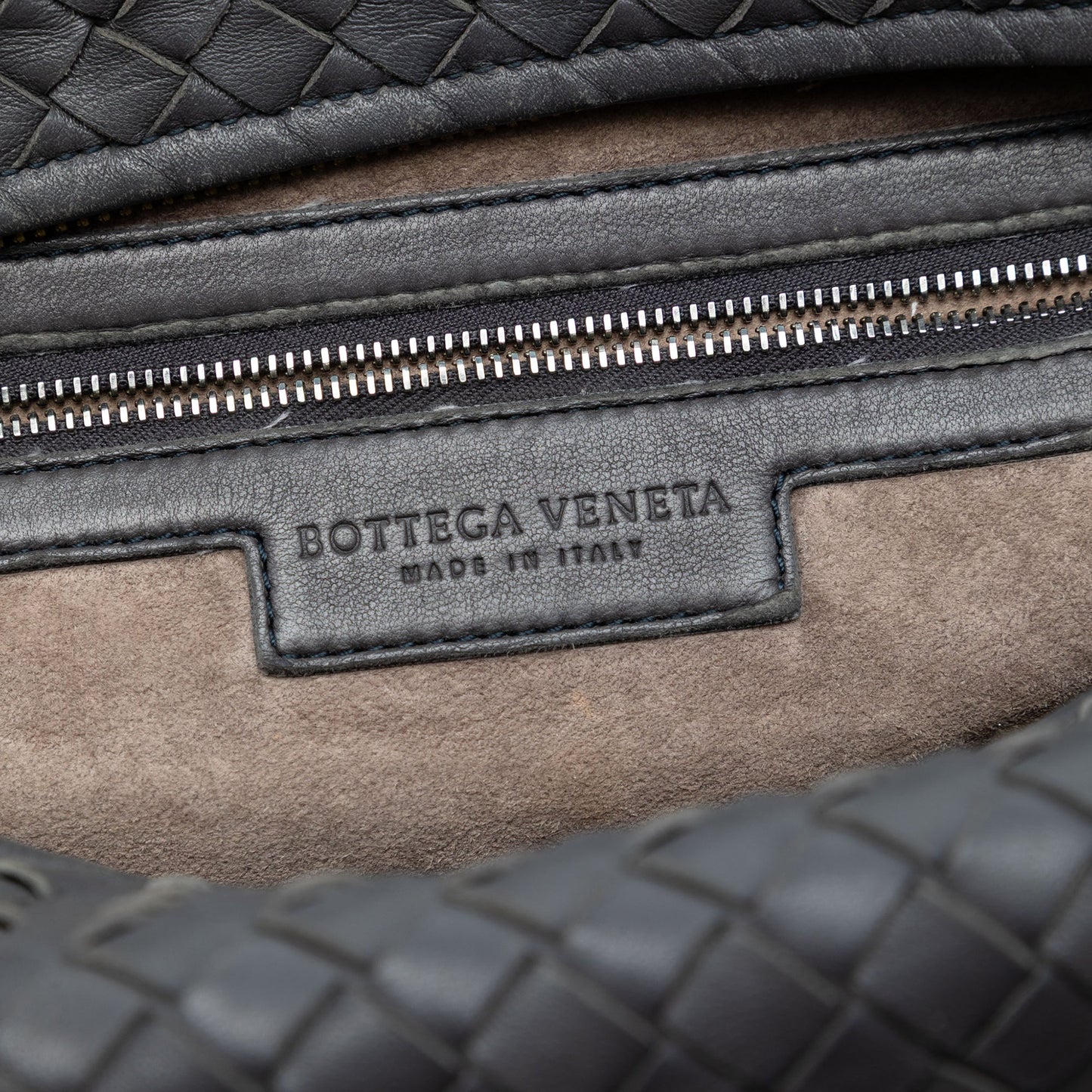 Bottega Veneta Nappa Intrecciato Montaigne Boston Bag