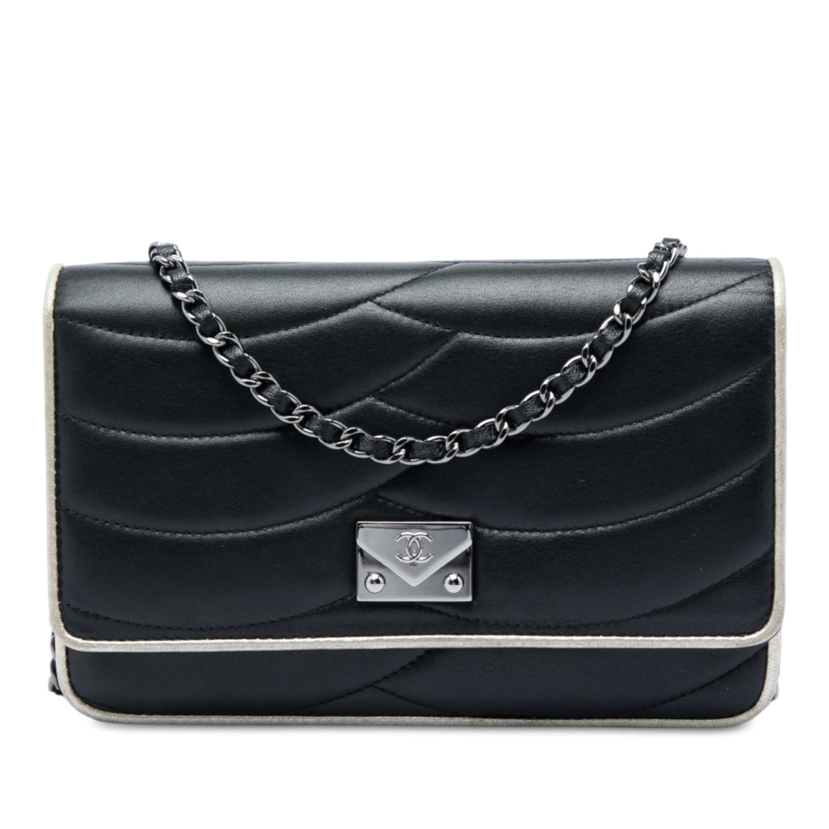 Chanel Lambskin Pagoda Wallet On Chain