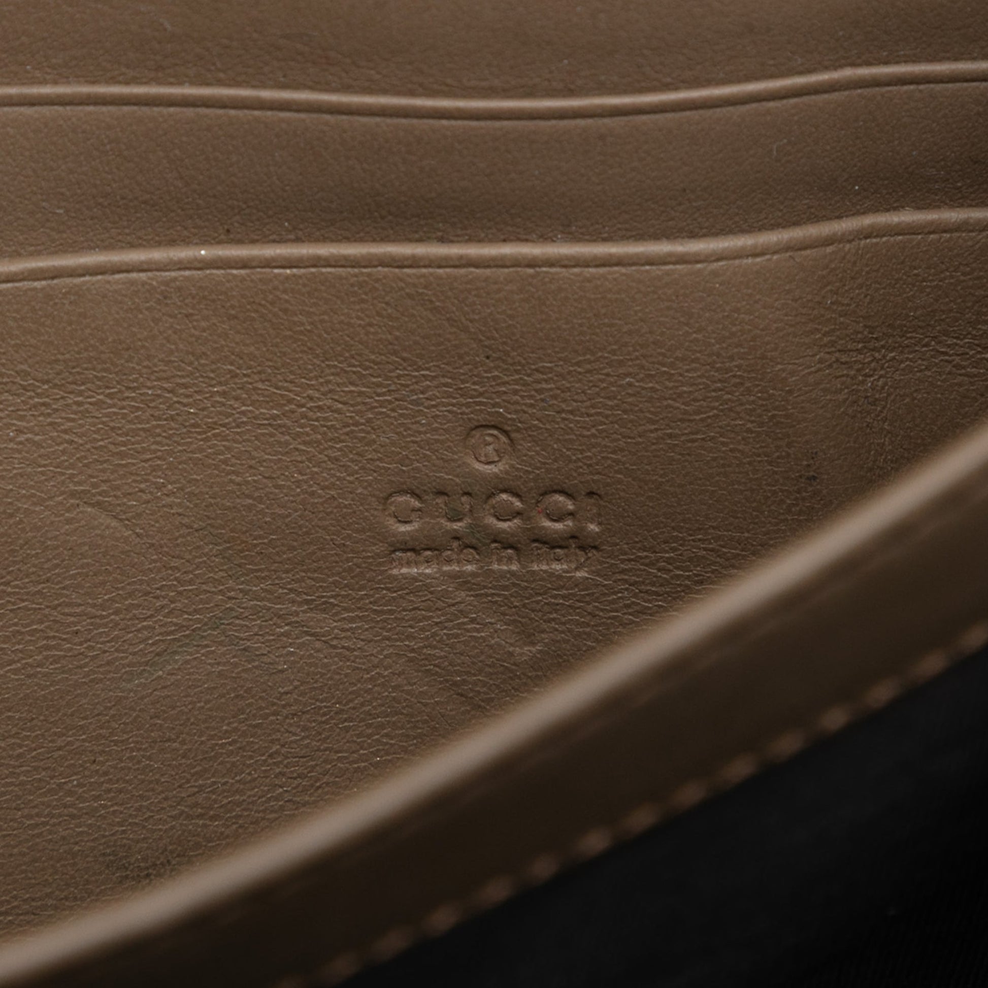 Gucci GG Supreme Dionysus Wallet on Chain