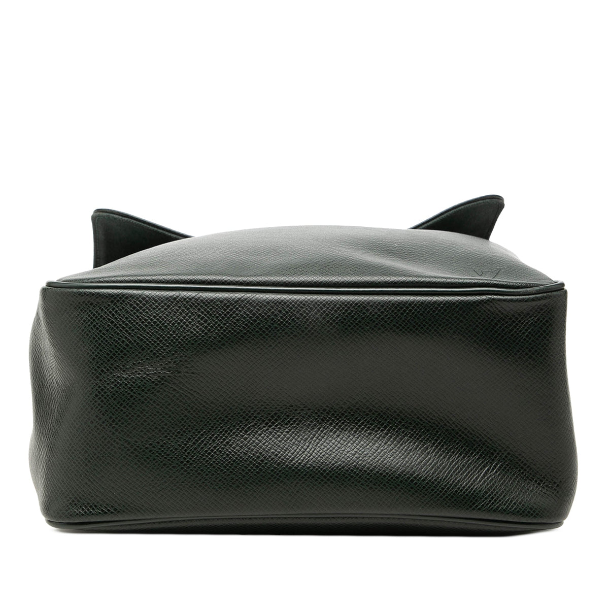 Louis Vuitton Taiga Yaranga