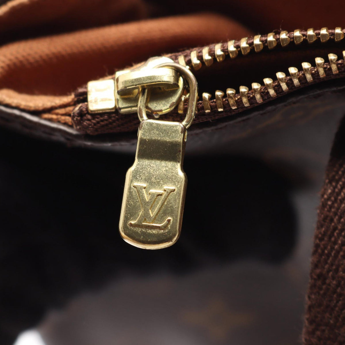 Louis Vuitton Monogram Cabas Beaubourg — Brown