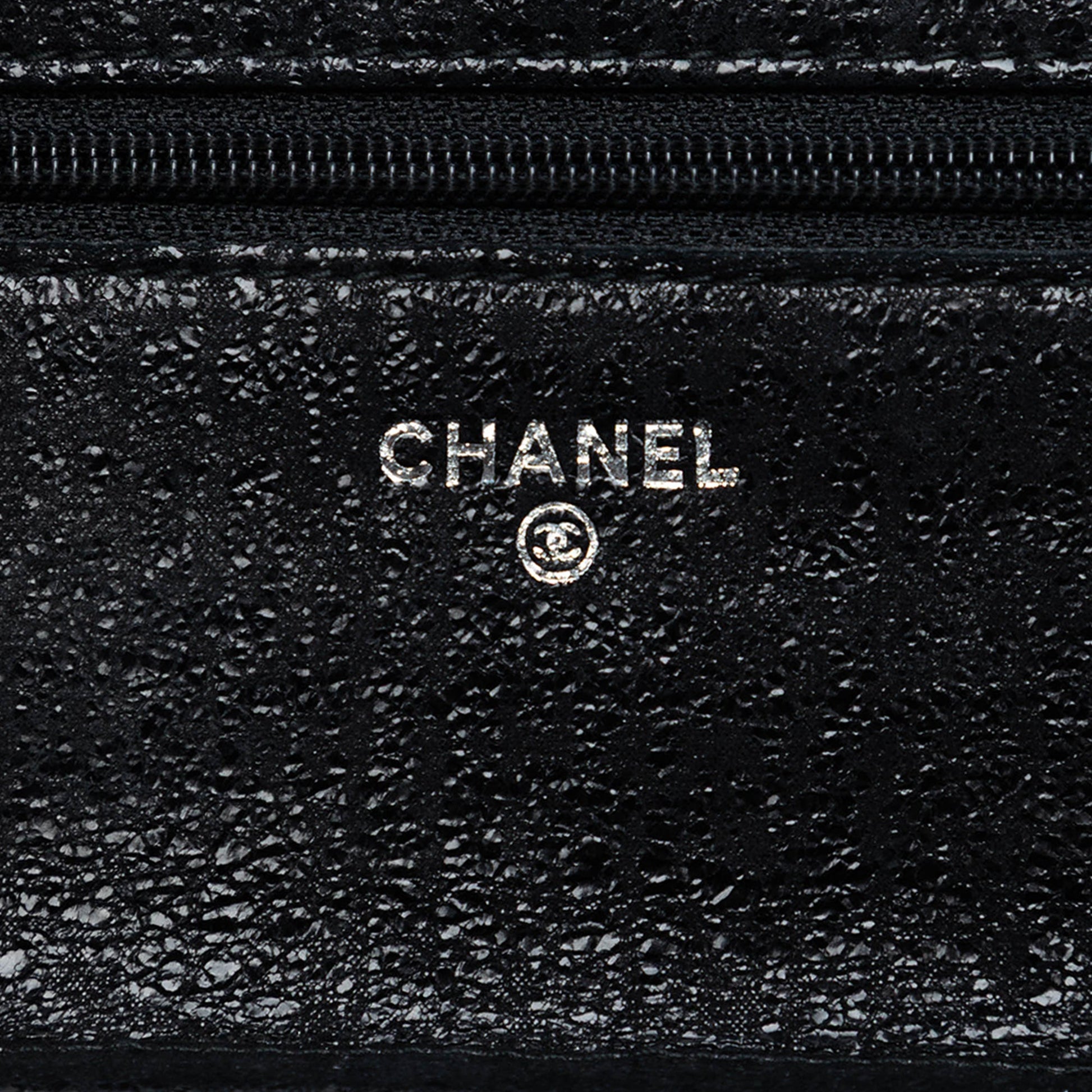 CC Quilted Crinkled Patent Wallet On Chain