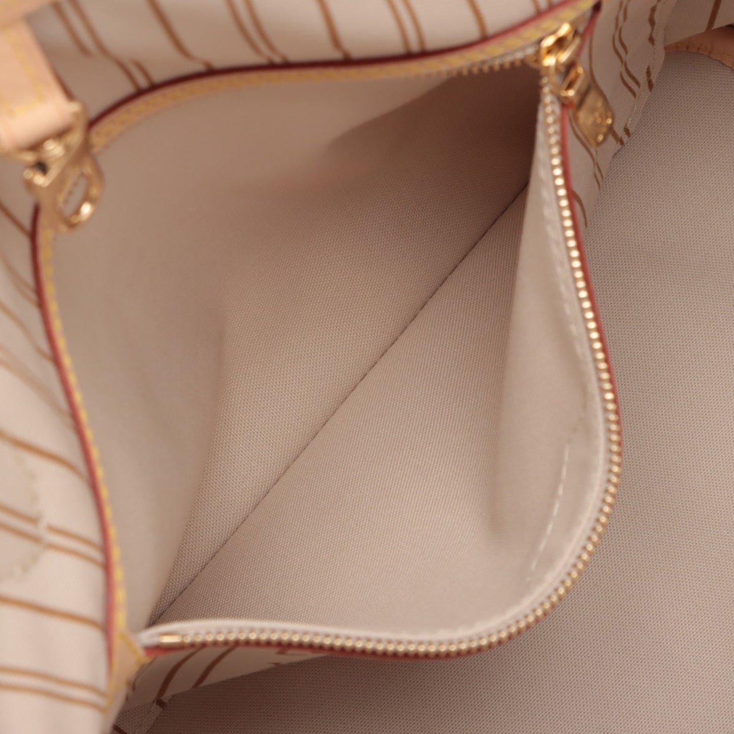 Louis Vuitton Monogram Neverfull Bandouliere Inside Out MM