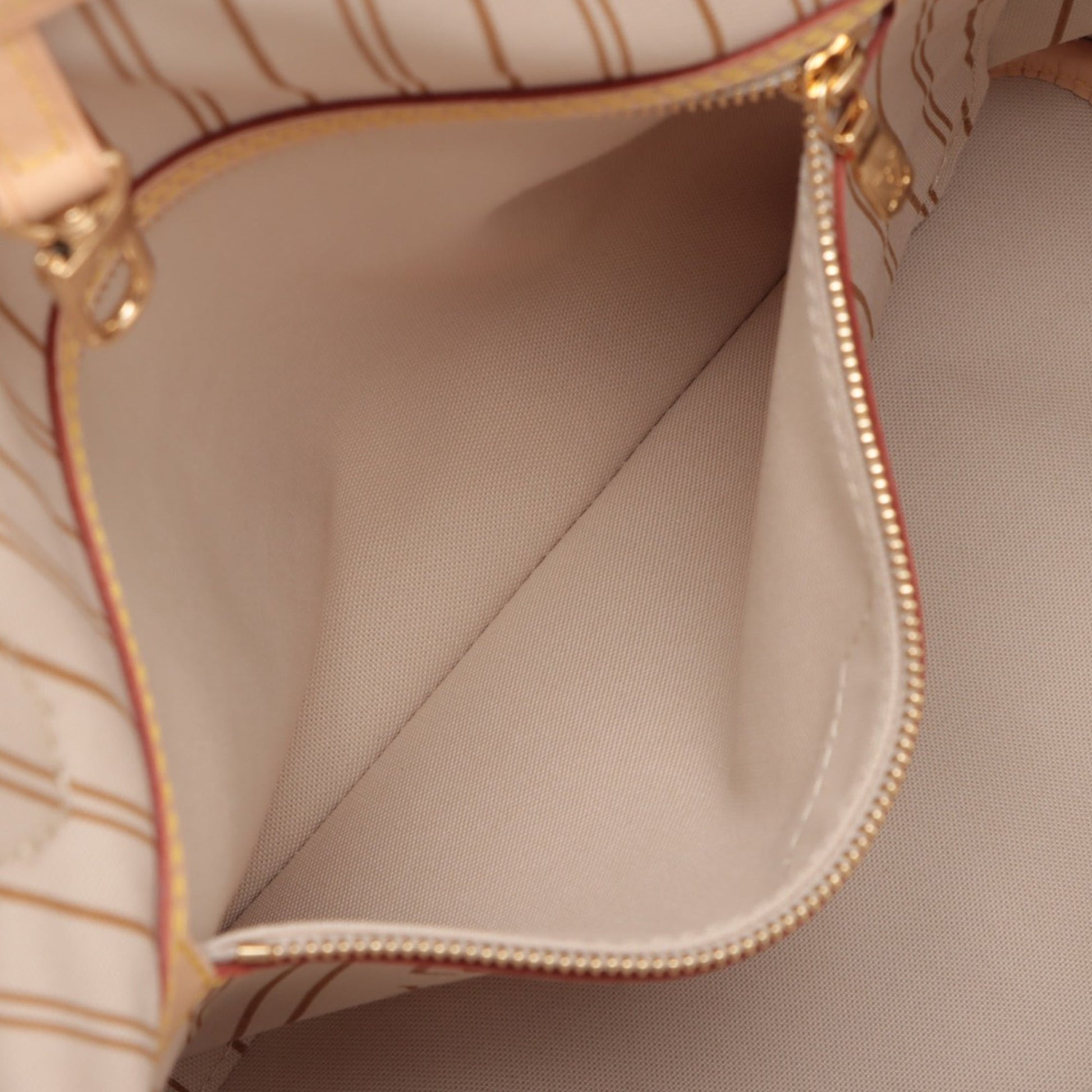 Louis Vuitton Monogram Neverfull Bandouliere Inside Out MM
