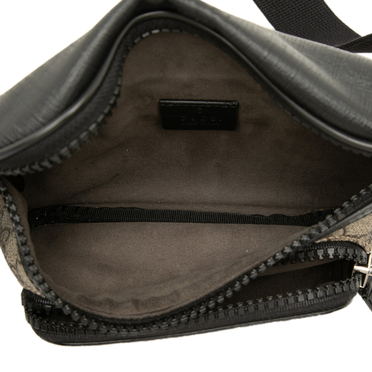 Gucci GG Supreme Belt Bag