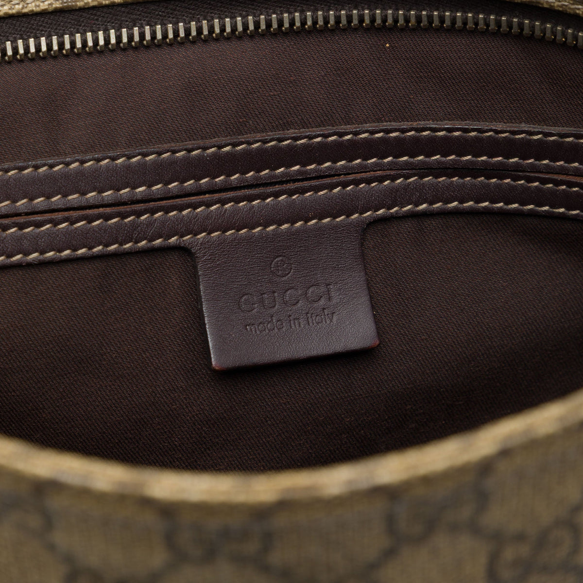 Gucci GG Supreme Crossbody — Beige