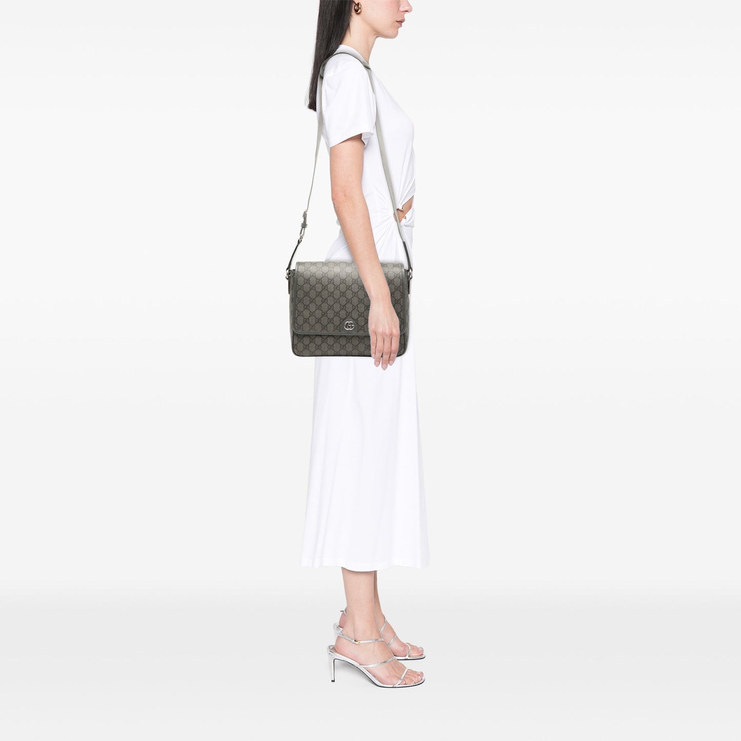 Gucci Medium GG Supreme Ophidia Messenger Bag
