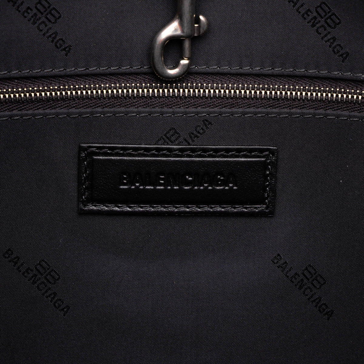 Balenciaga Calfskin Antwerp Print Shopper Tote M — White