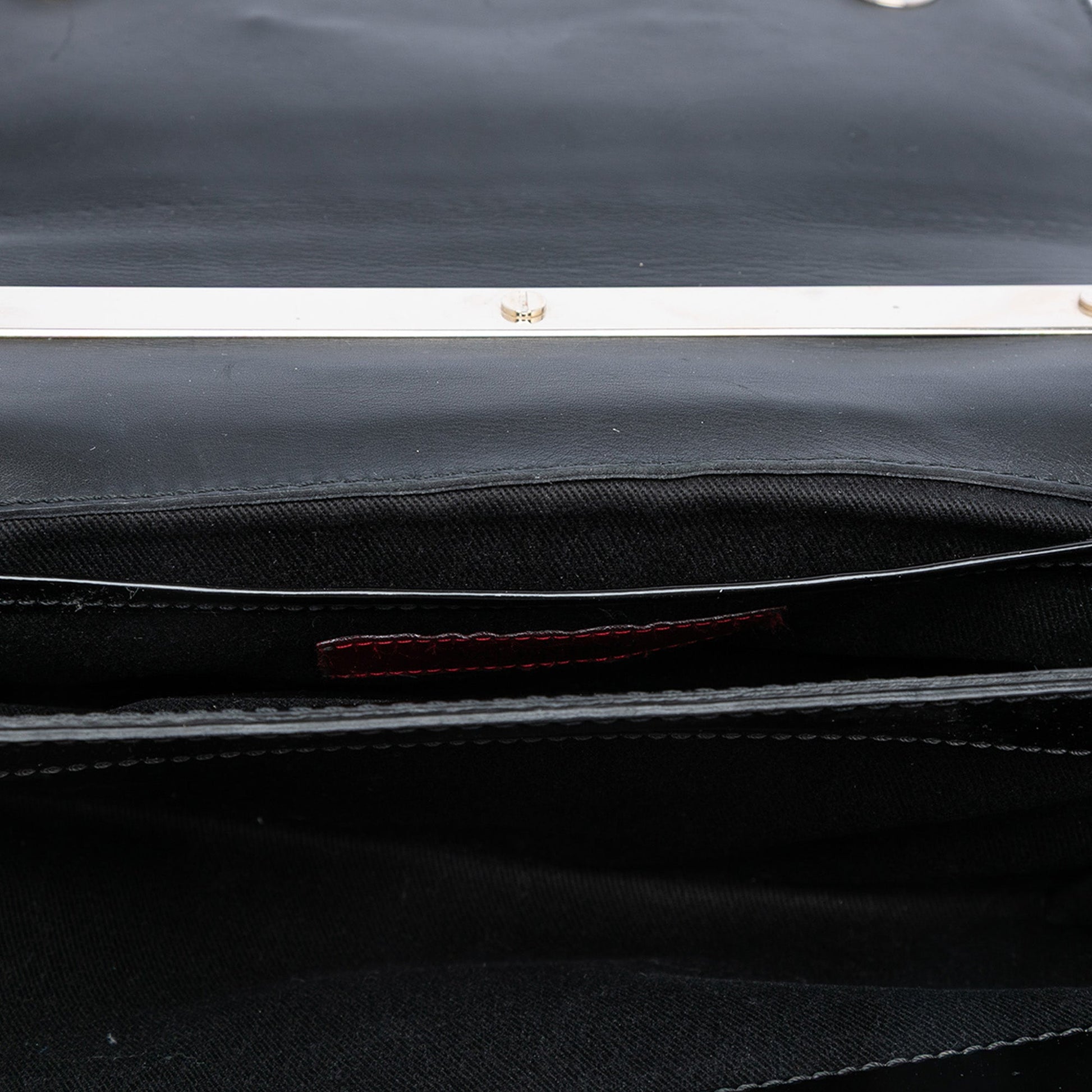 Valentino Patent Vava Voom Chain Clutch