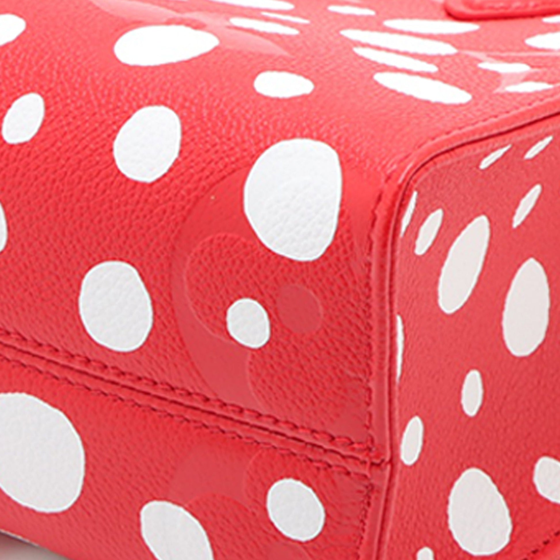 Louis Vuitton Yayoi Kusama Monogram Giant Empreinte OnTheGo PM