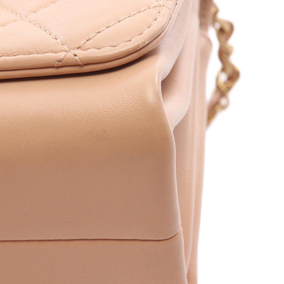 Chanel Quilted Calfskin Pearl Jewel Chain Flap
