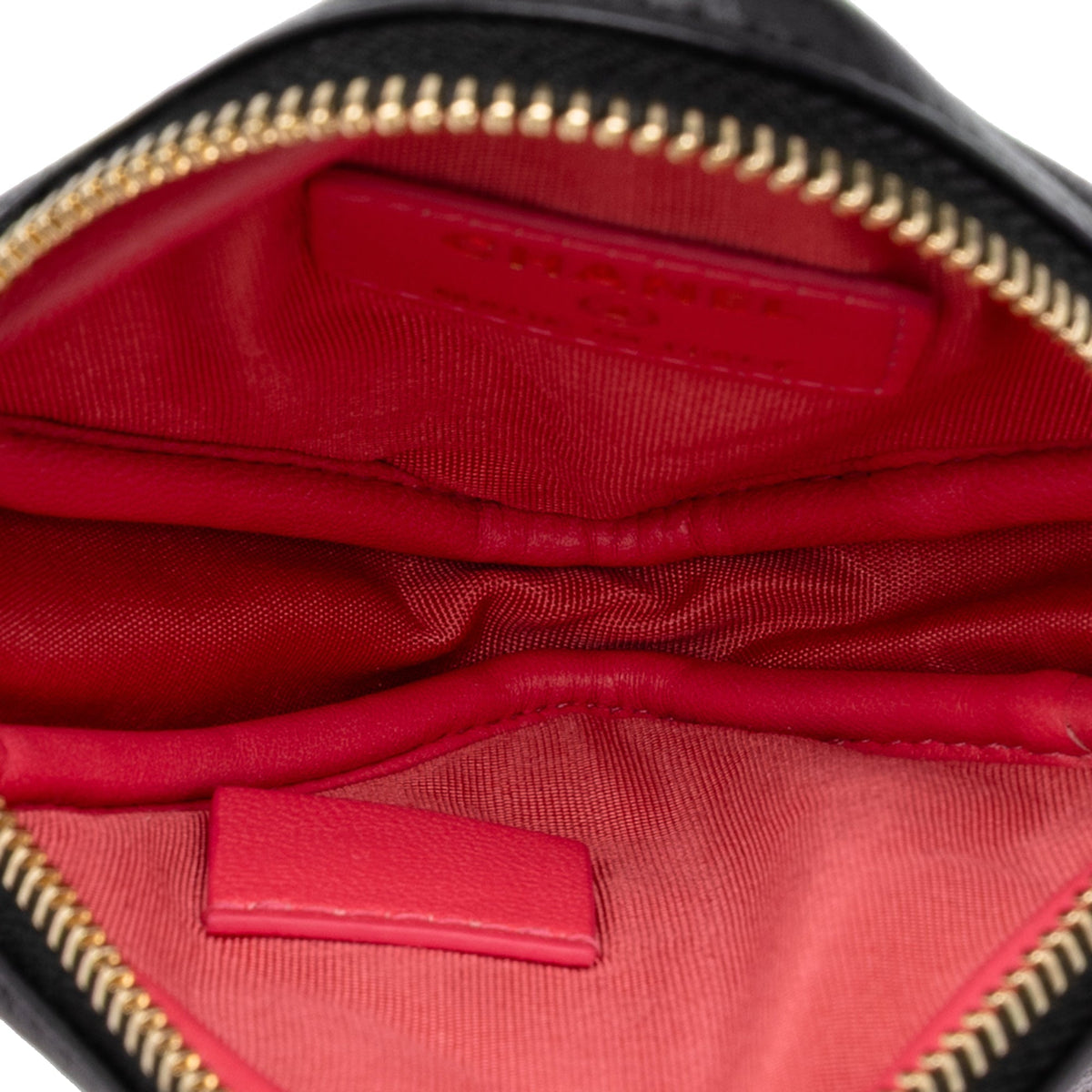 Chanel CC Quilted Lambskin Diamond Clutch with Chain — Black