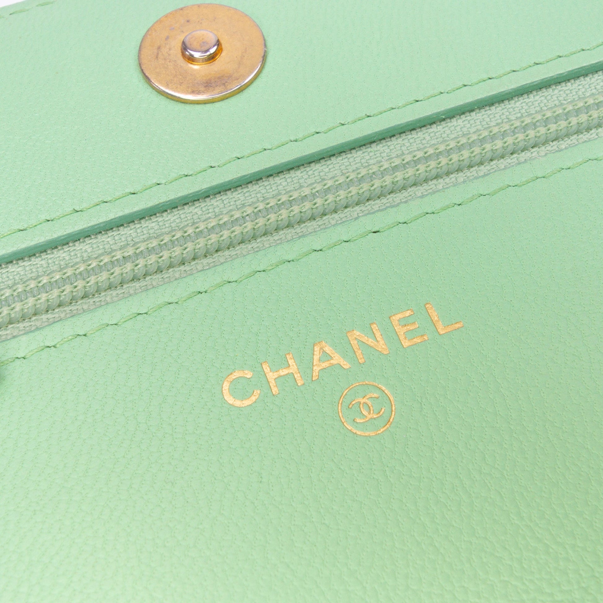 Chanel Quilted Lambskin 19 Wallet on Chain