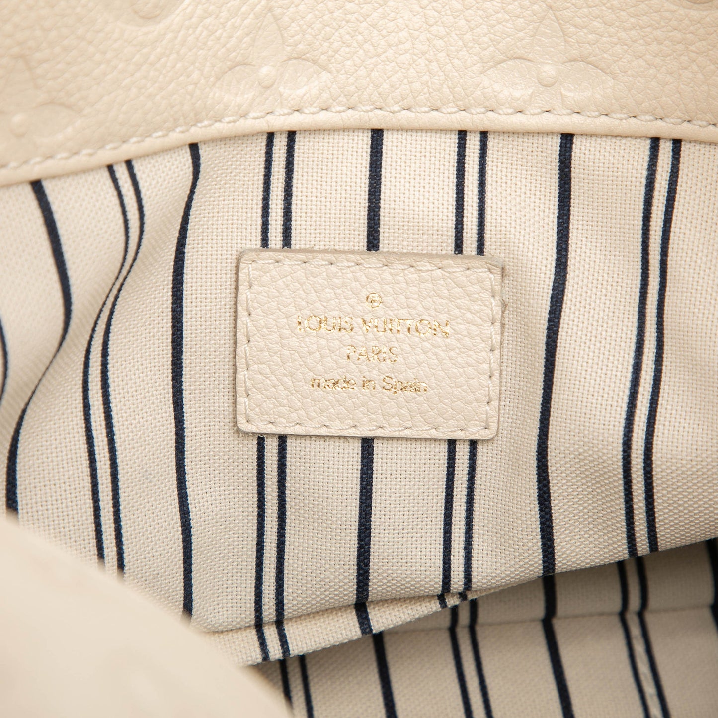 Louis Vuitton Monogram Empreinte Artsy MM