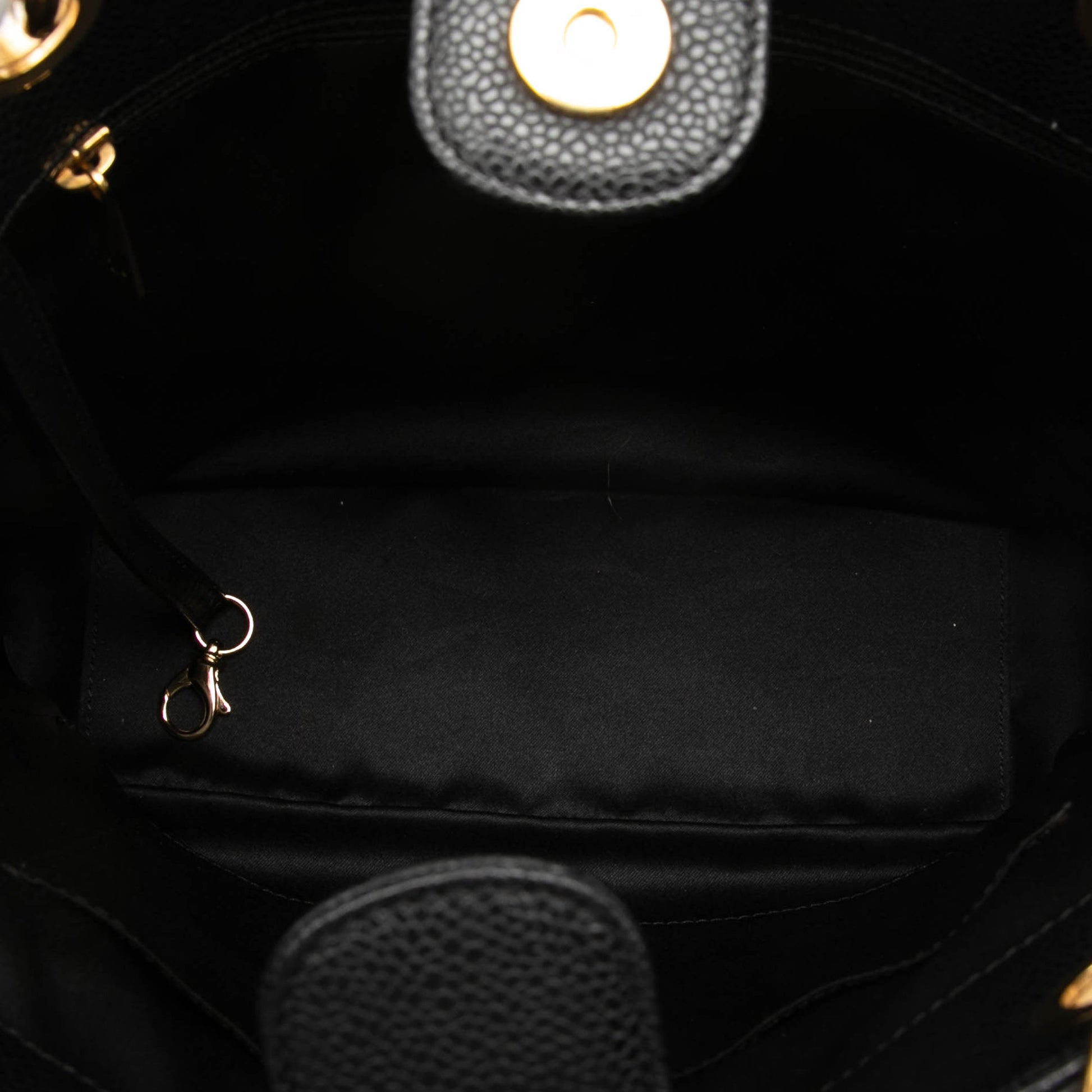 Chanel Caviar Petite Shopping Tote